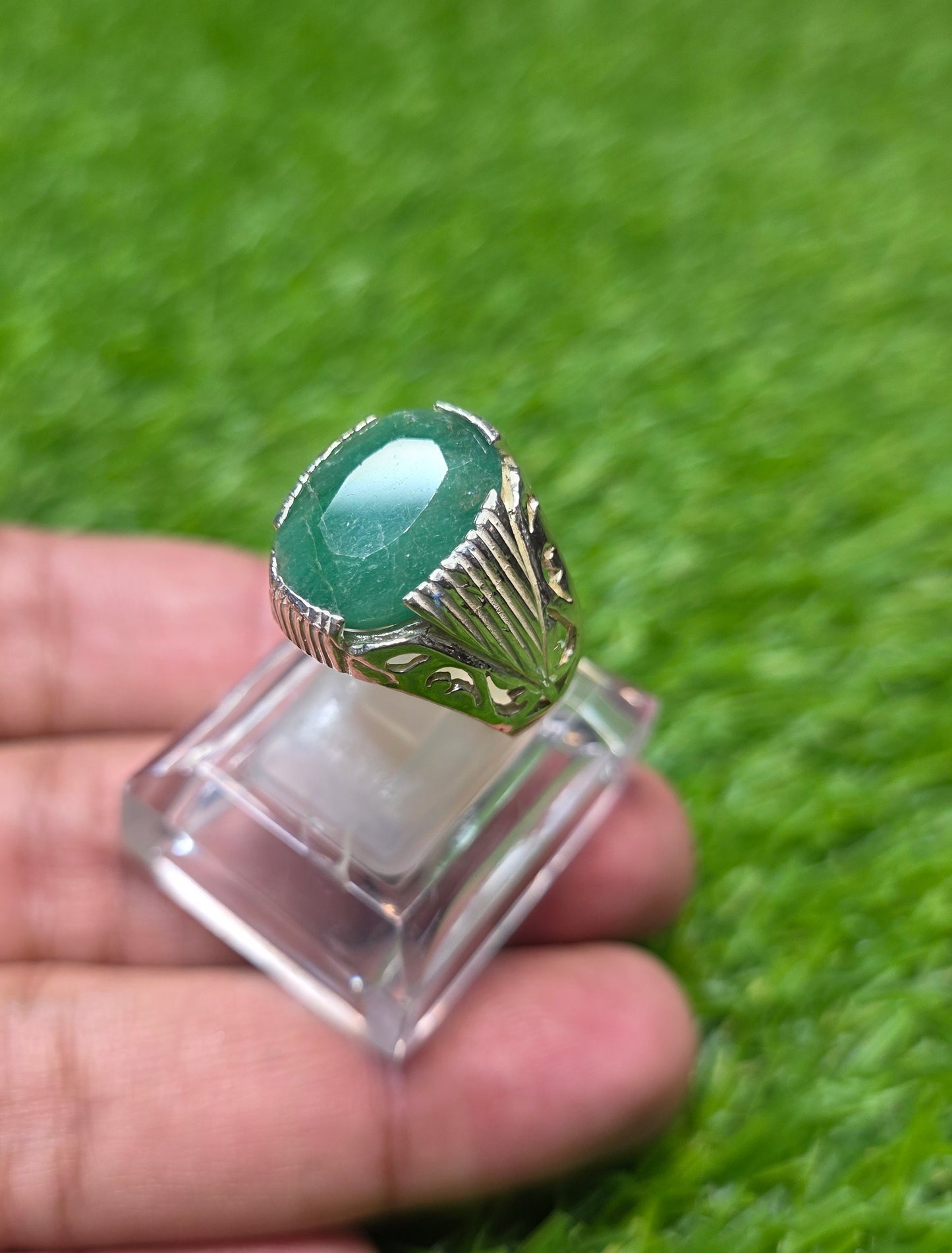 Premium Quality Zamurd Ring