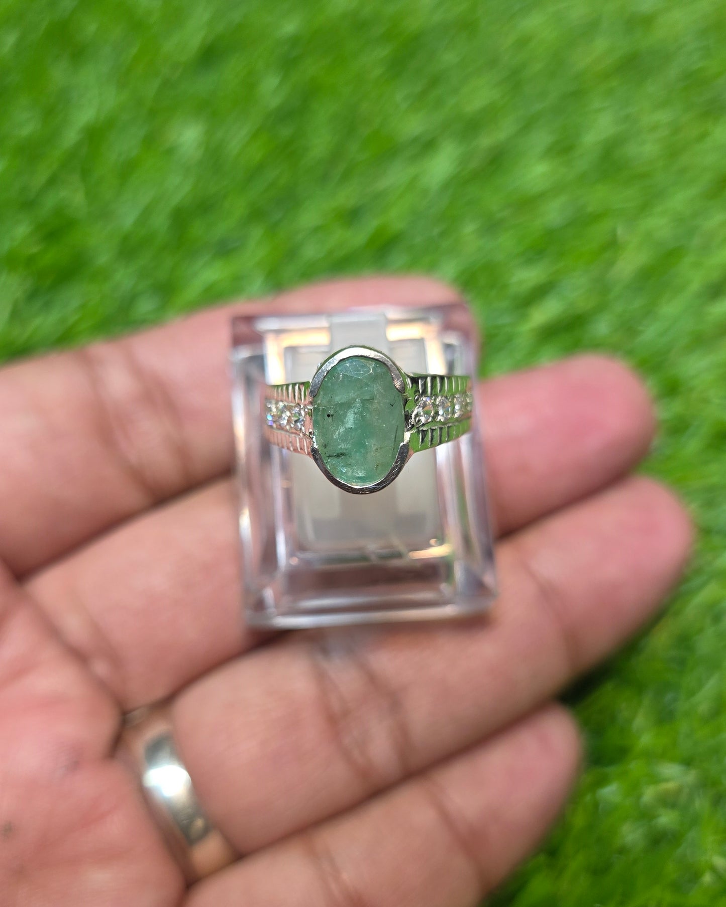 Premium Quality Zamurd Ring