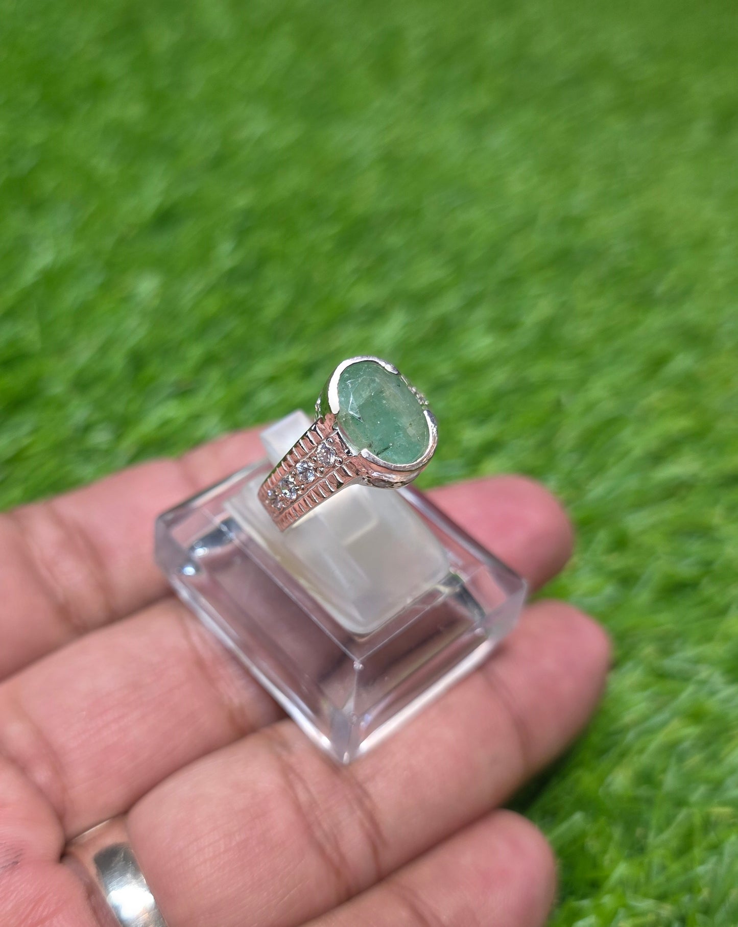Premium Quality Zamurd Ring