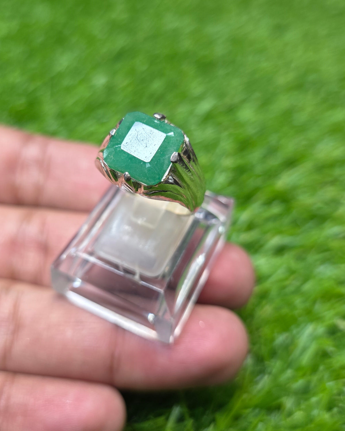 Premium Quality Zamurd Ring