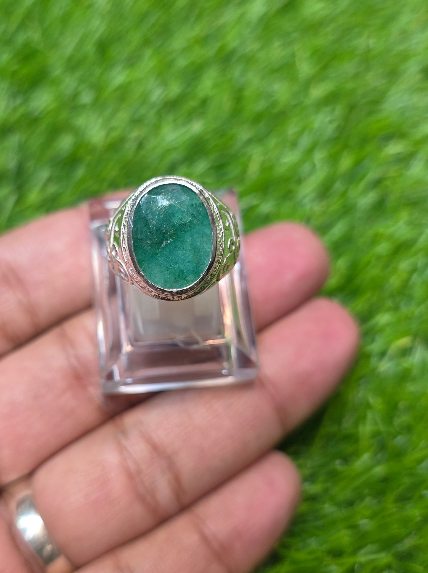 Premium Quality Zamurd Ring