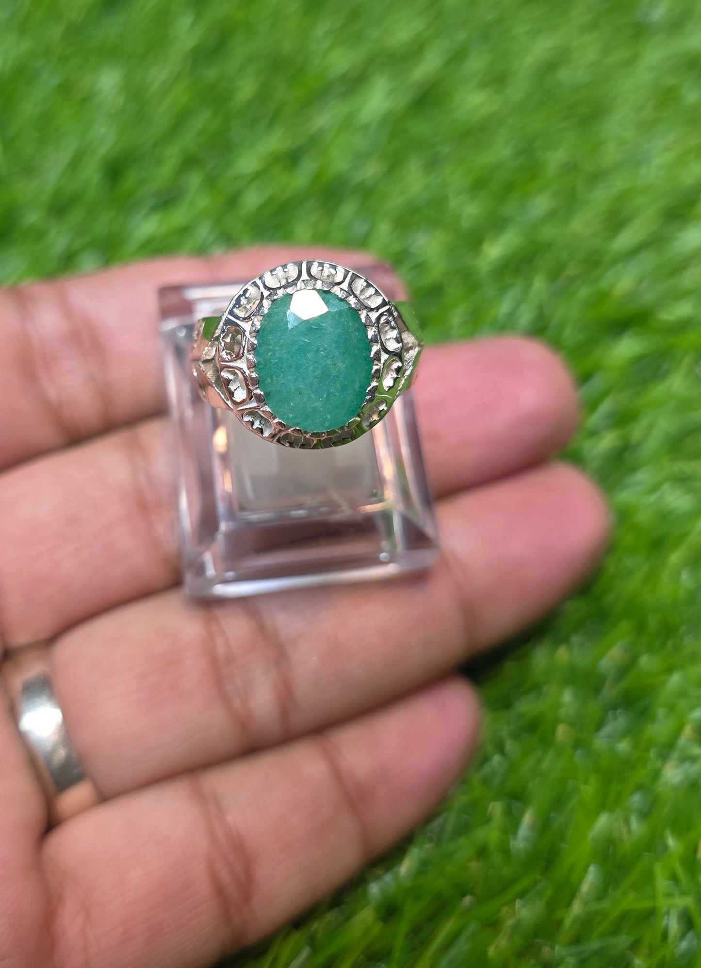 Premium Quality Zamurd Ring