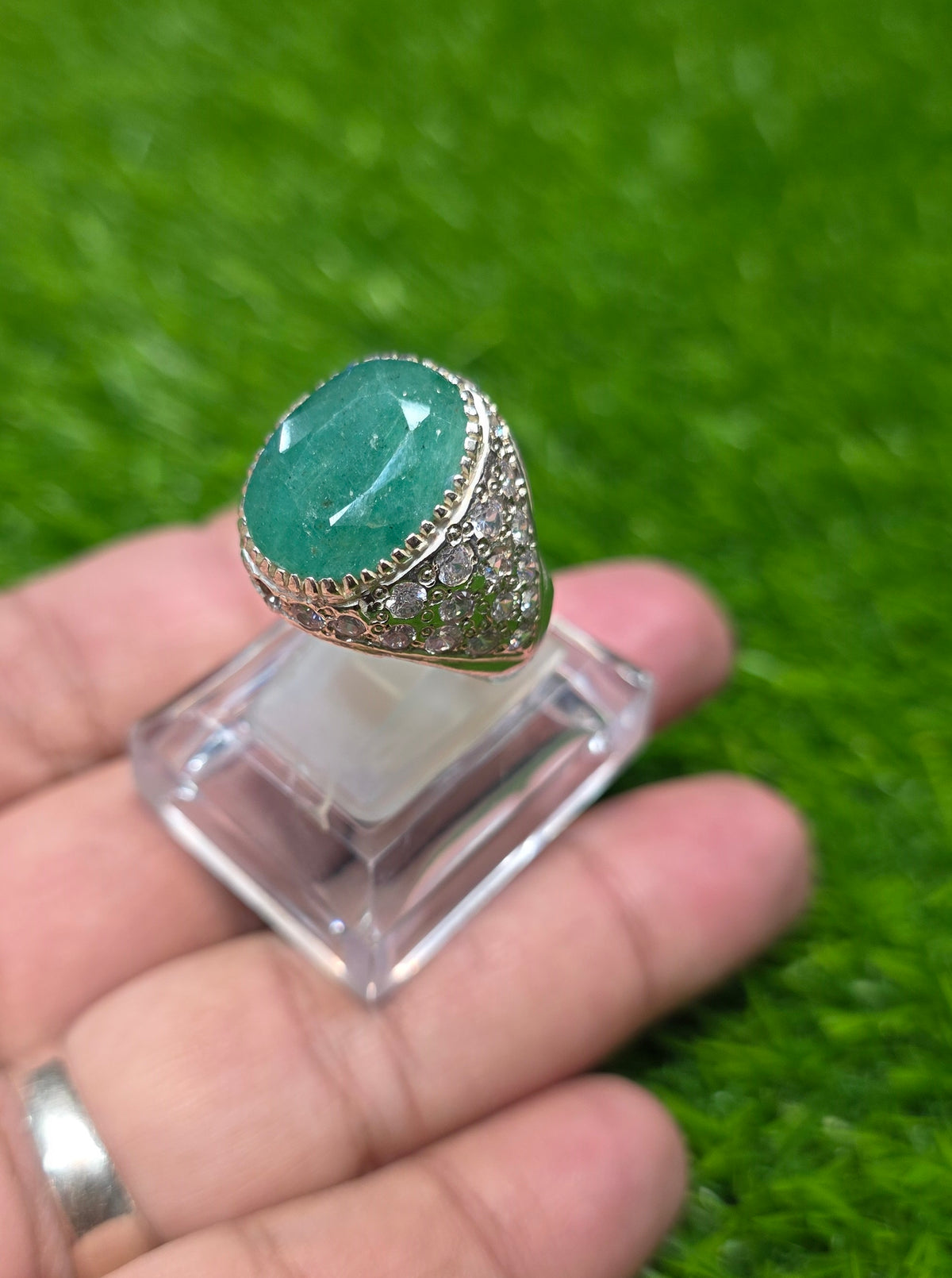 Premium Quality Zamurd Ring
