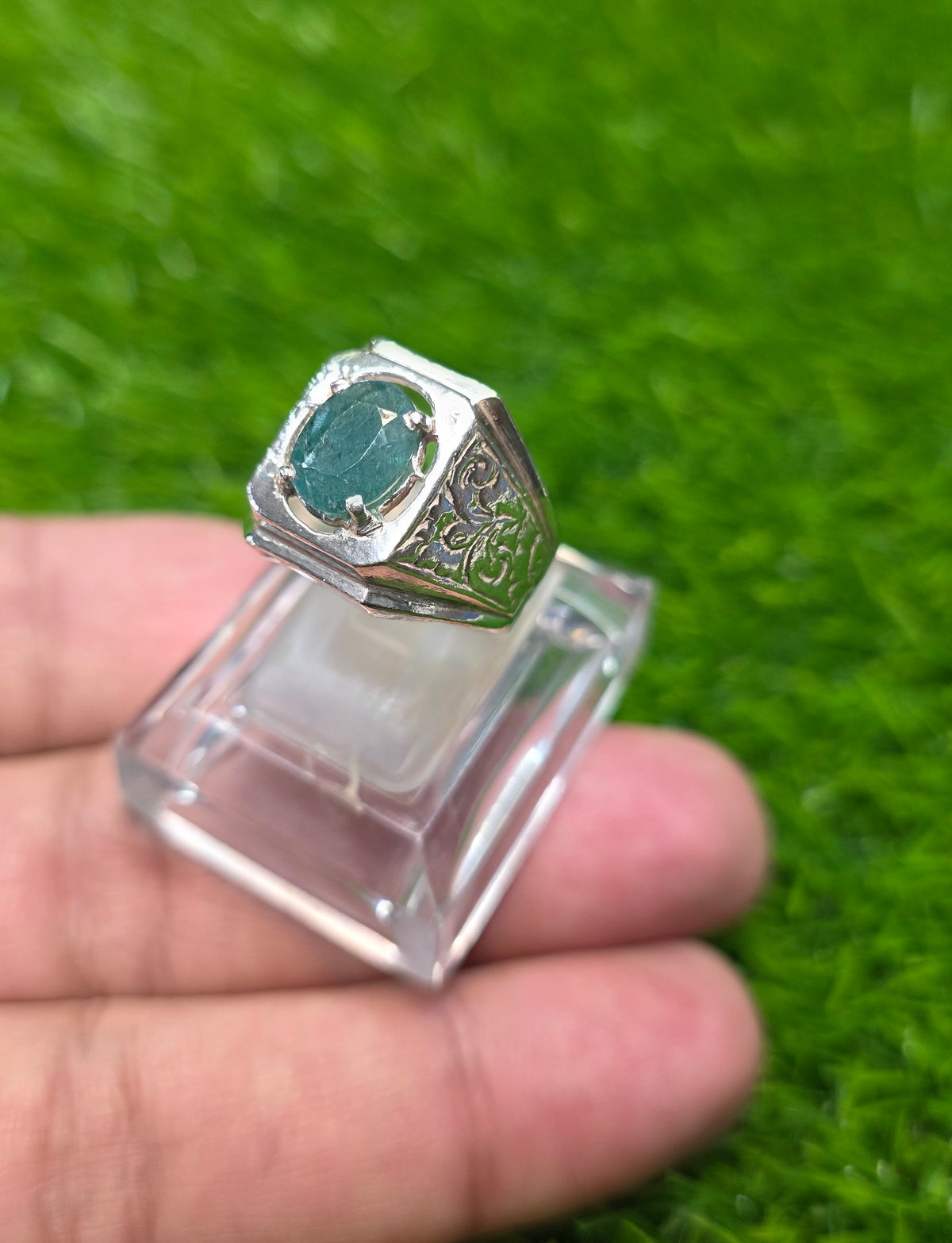 Premium Quality Zamurd Ring