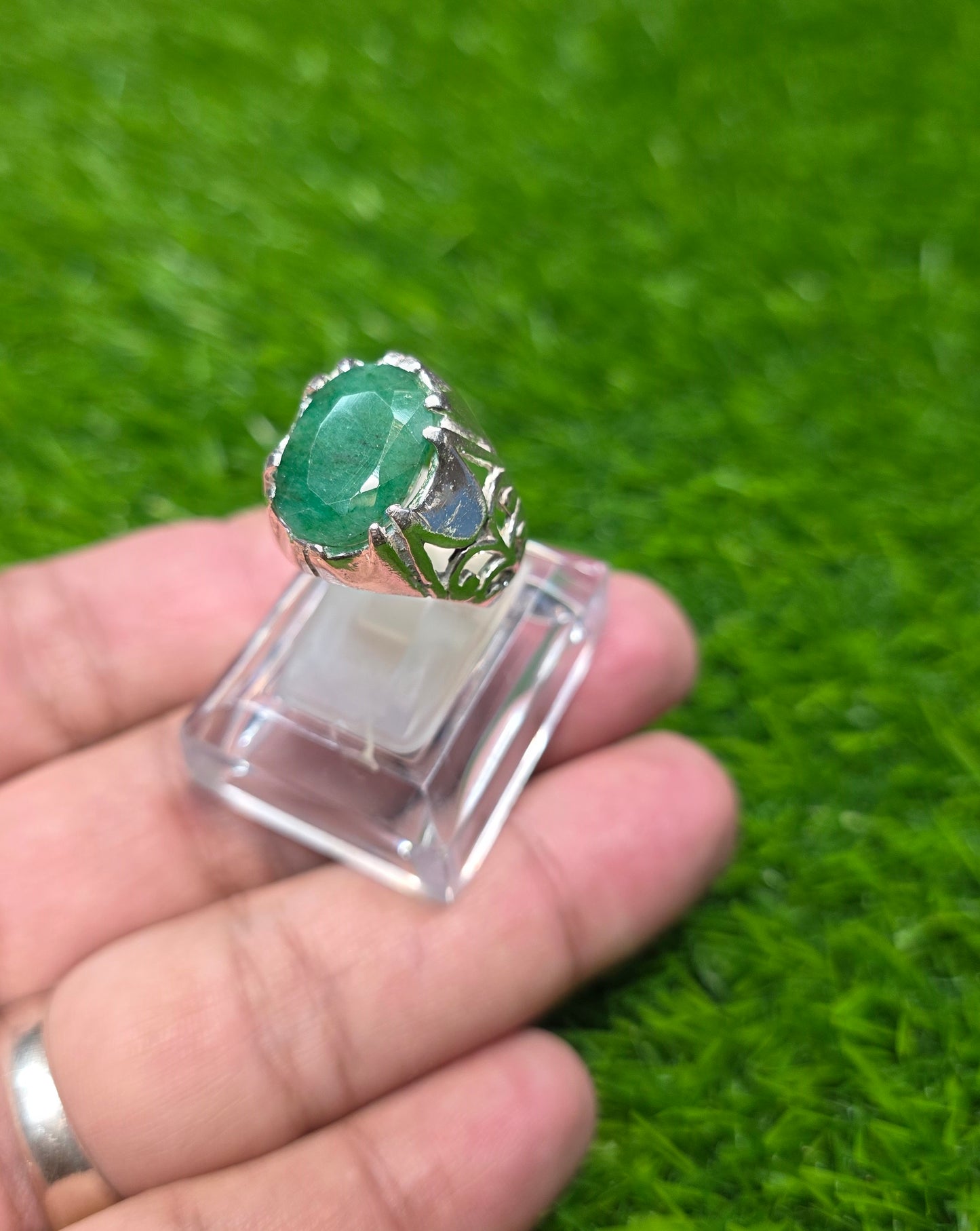 Premium Quality Zamurd Ring