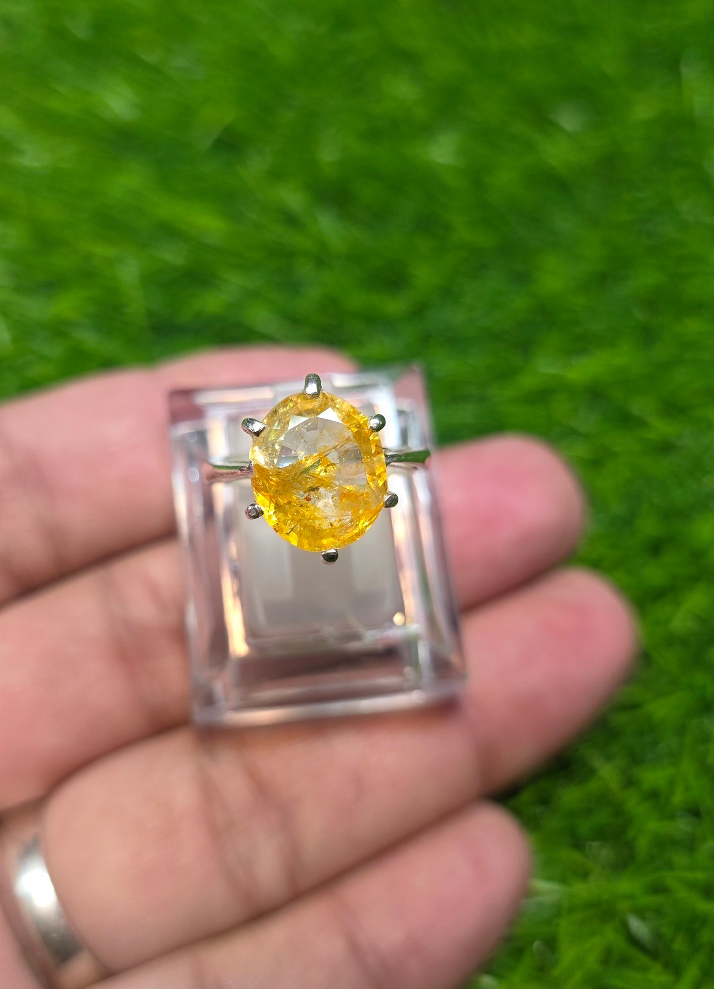 Premium Quality Ceylon Topaz Ring