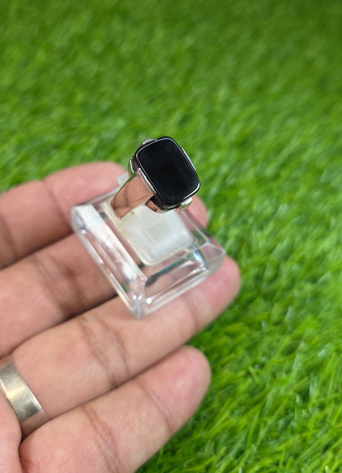 Natural Black Aqeeq Ring