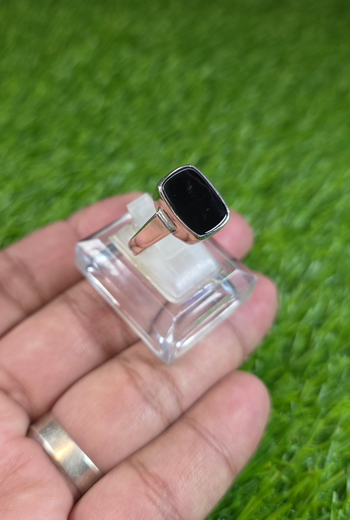 Natural Black Aqeeq Ring