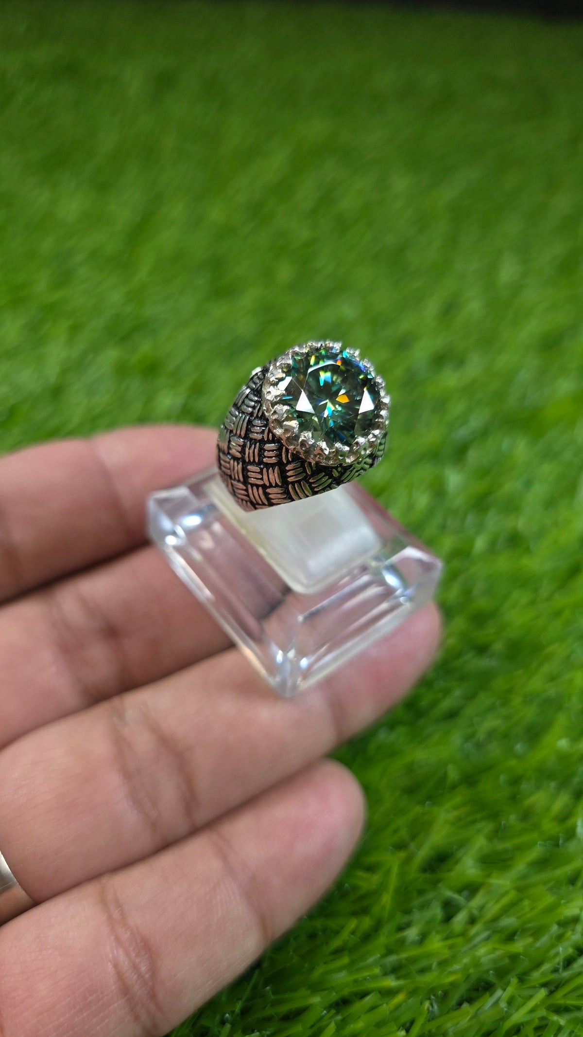 Supreme Quality Moissanite Diamond Ring