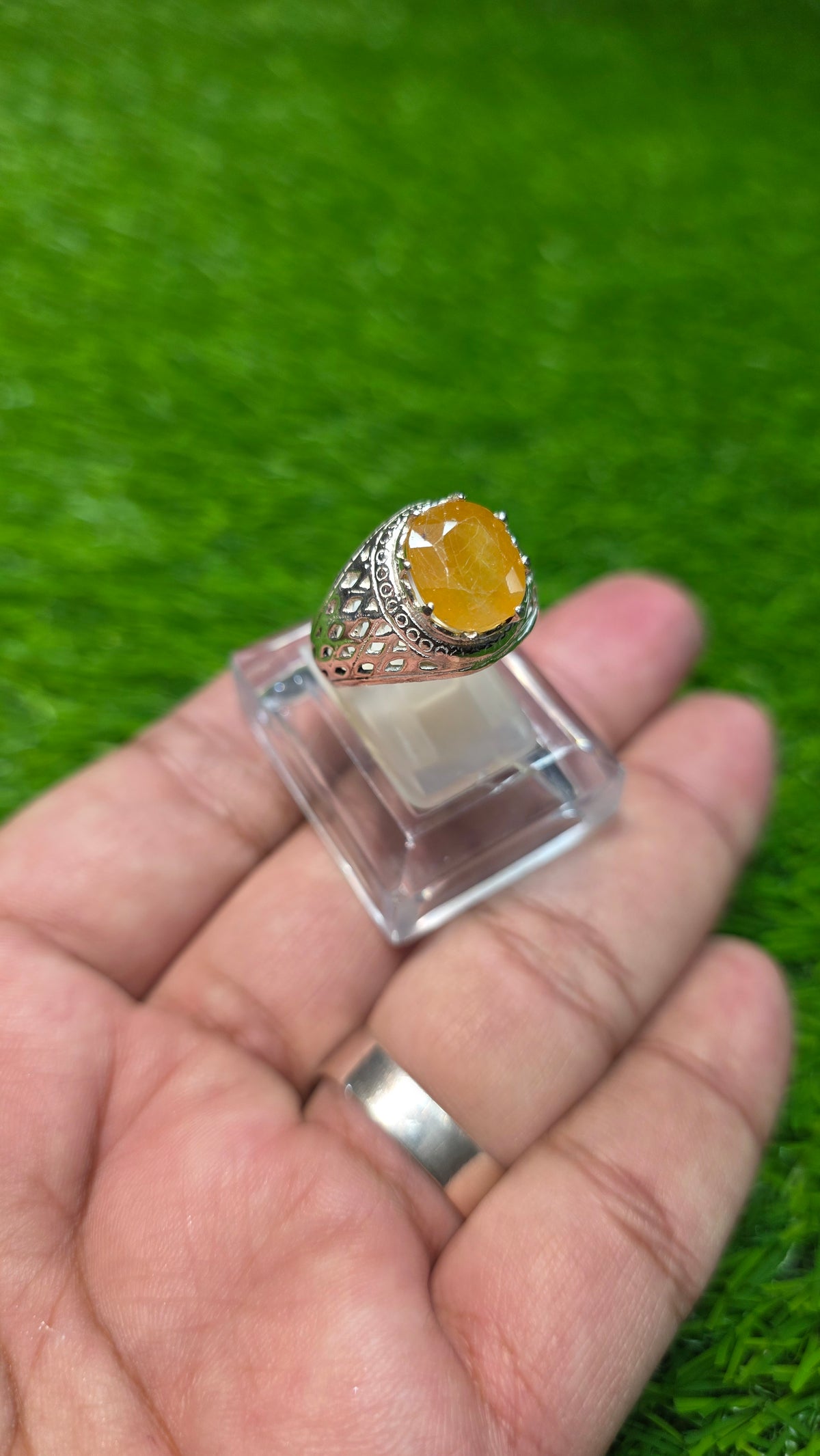 Supreme Quality Pukhraj Ring