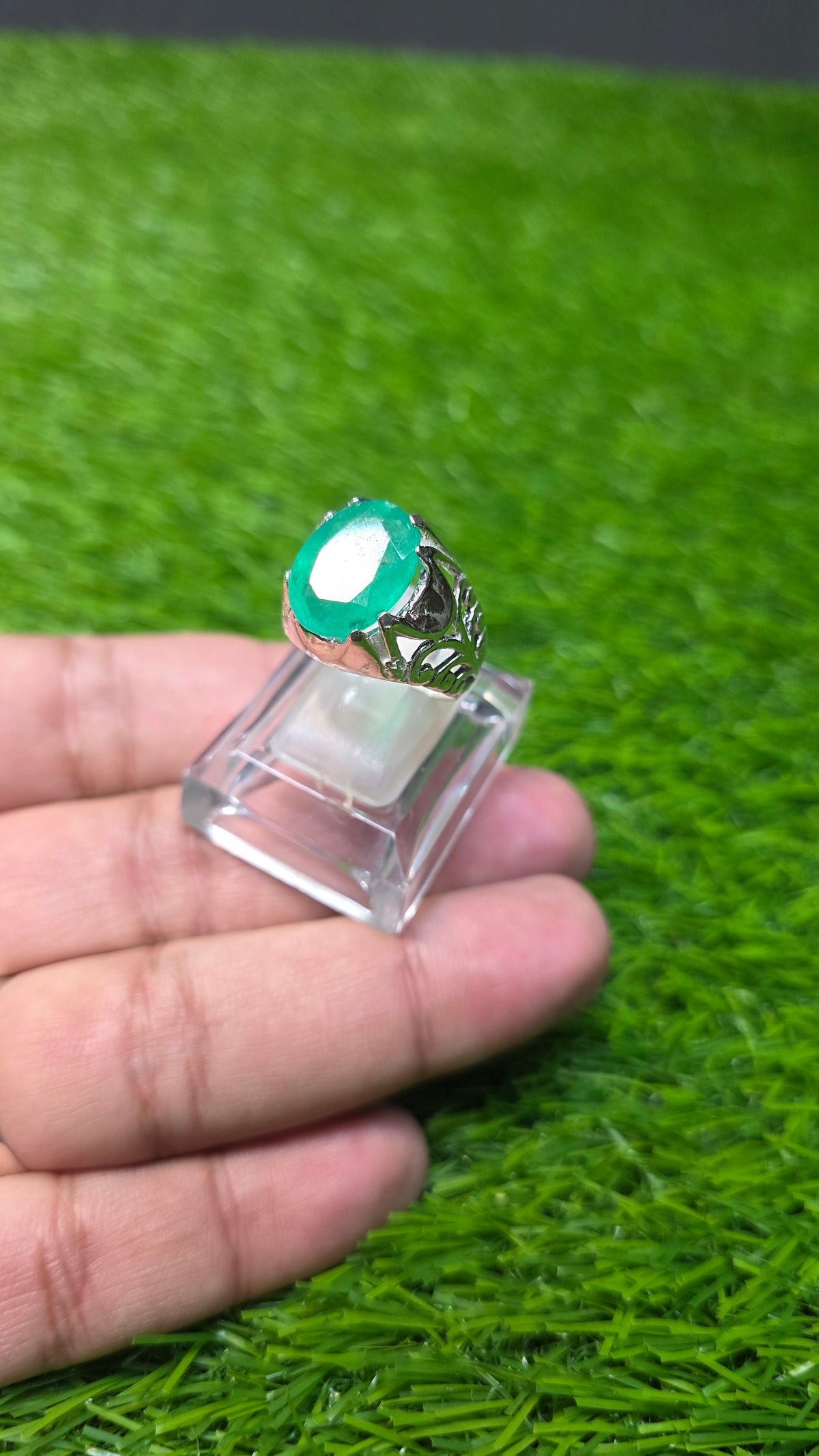 Natural Supreme Quality Beryl Ring