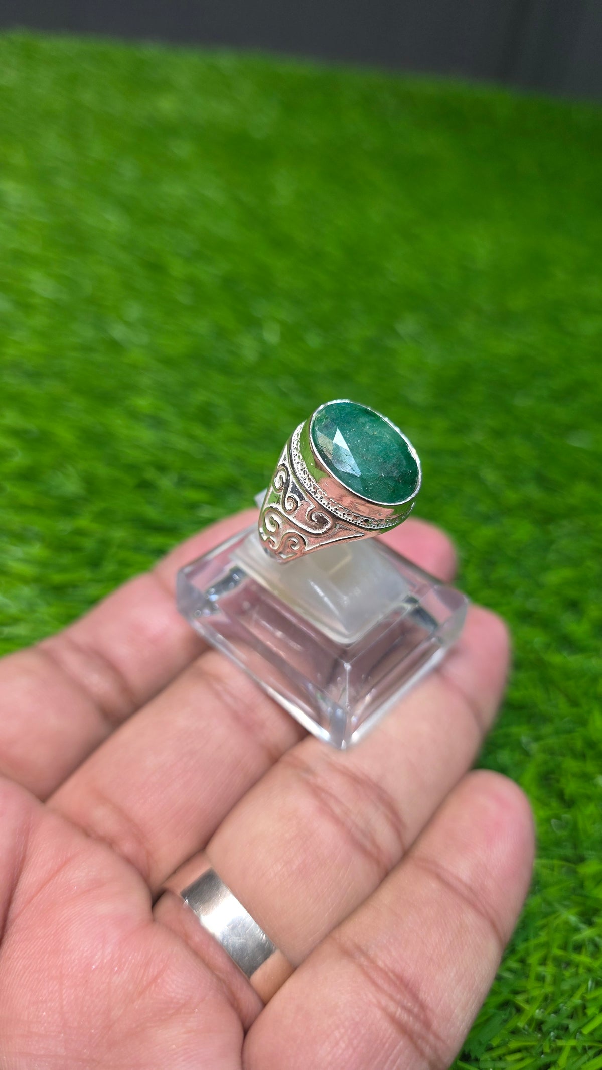 Premium Quality Zamurd Ring