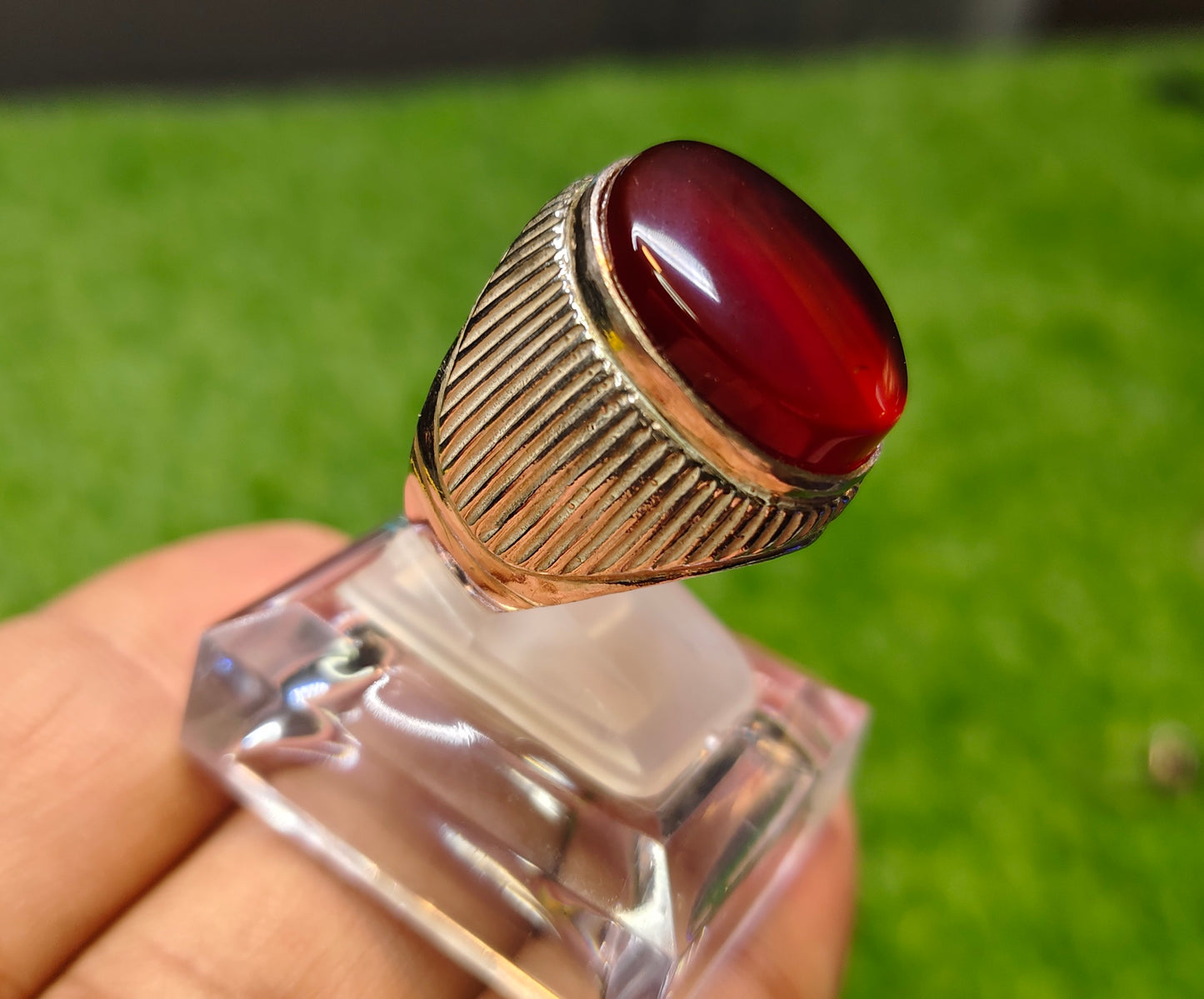 Natural Red Yamni Aqeeq Ring