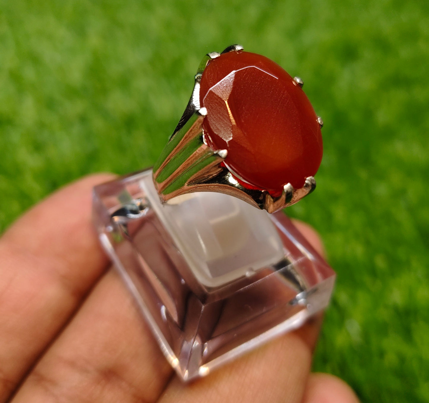 Natural Red Yamni Aqeeq Ring