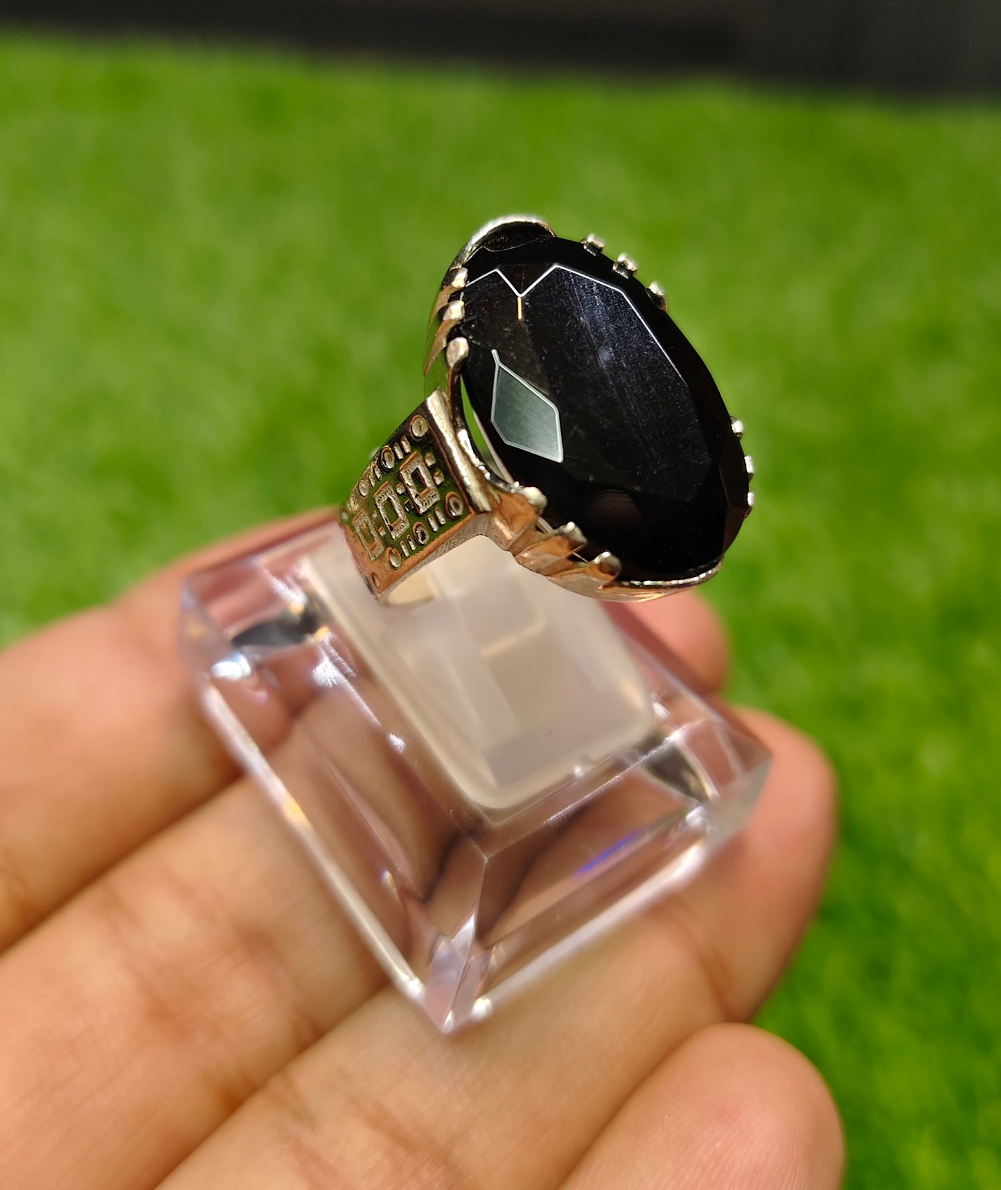 Natural Black Aqeeq Ring