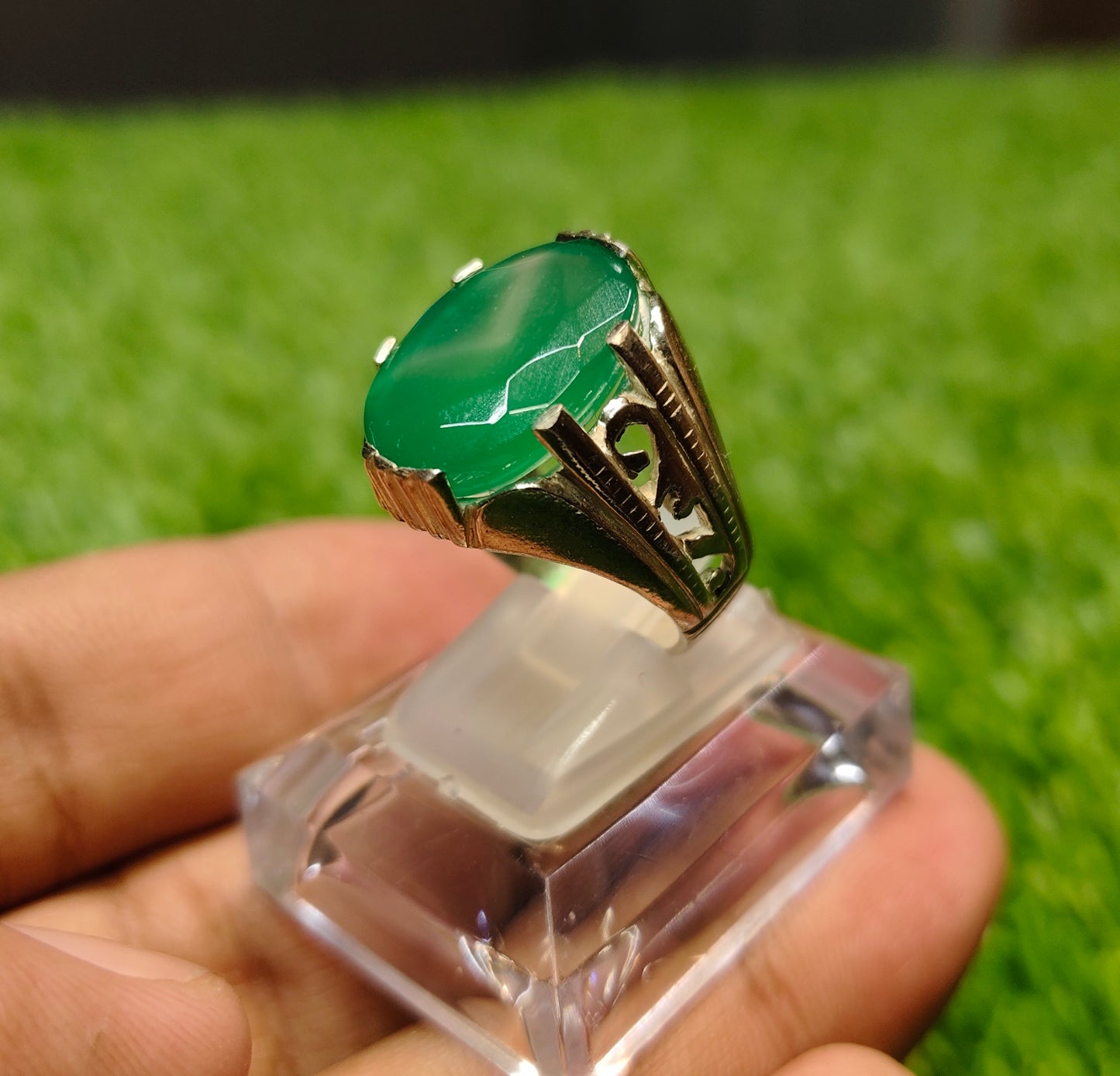 Natural Sabaz Sulamani Aqeeq Ring