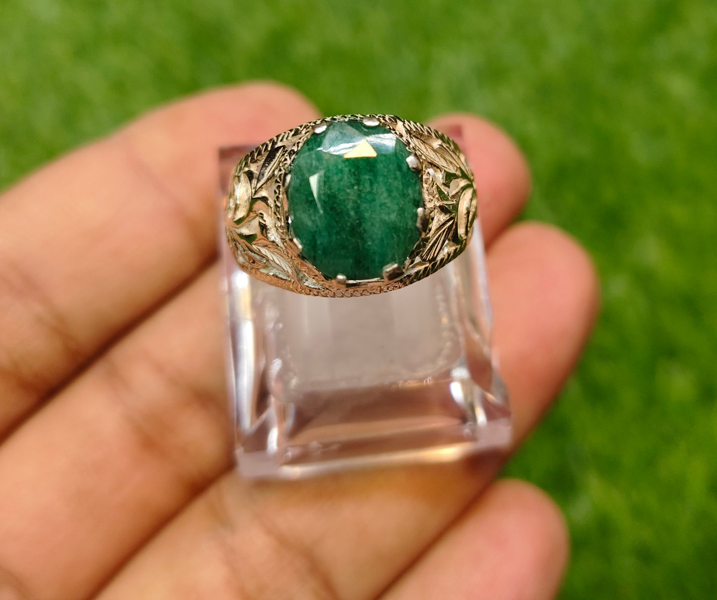 Natural Zamurd Ring