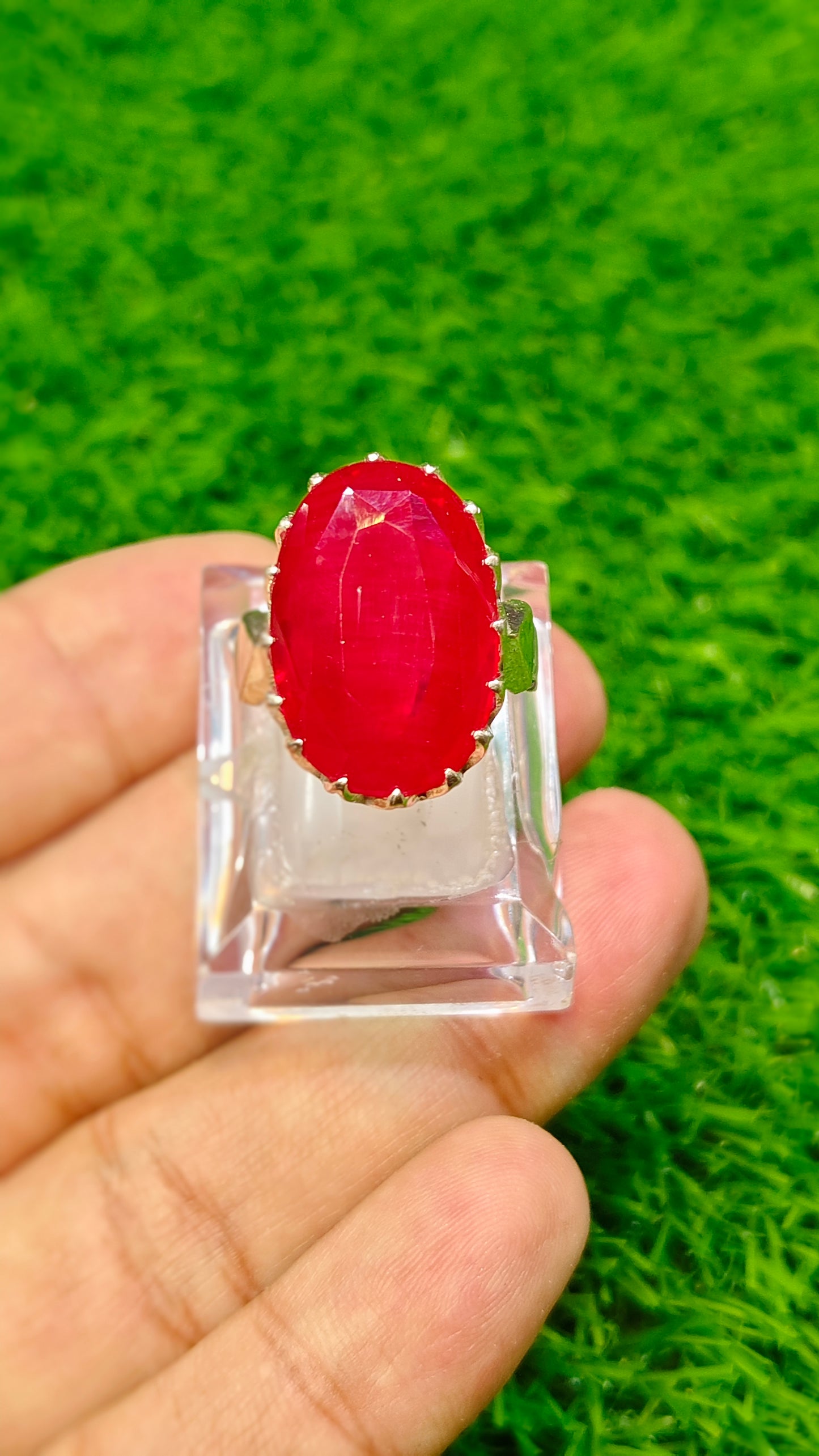 Natural Yaqoot Ring