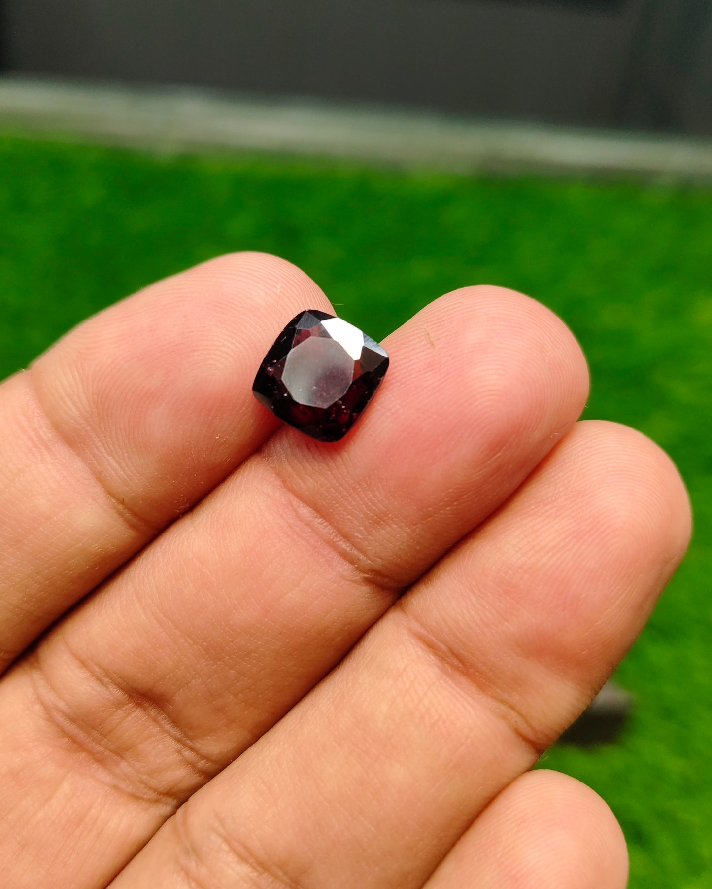 Natural Garnet (Yaqoot)