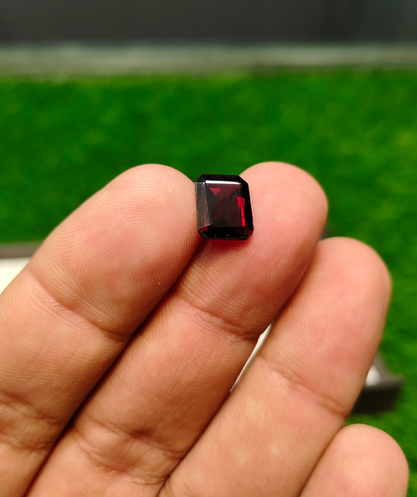 Natural Garnet (Yaqoot)