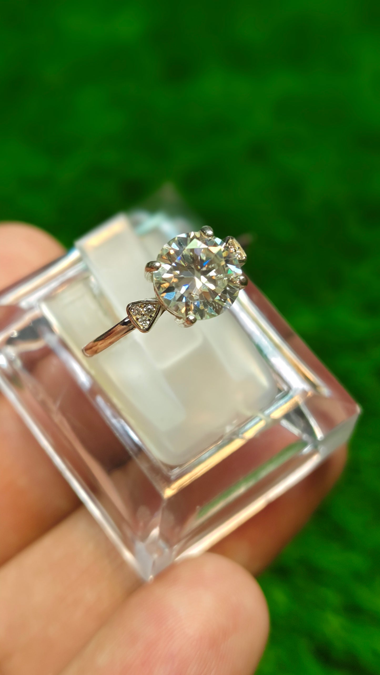 Natural Moissanite Diamond Ring