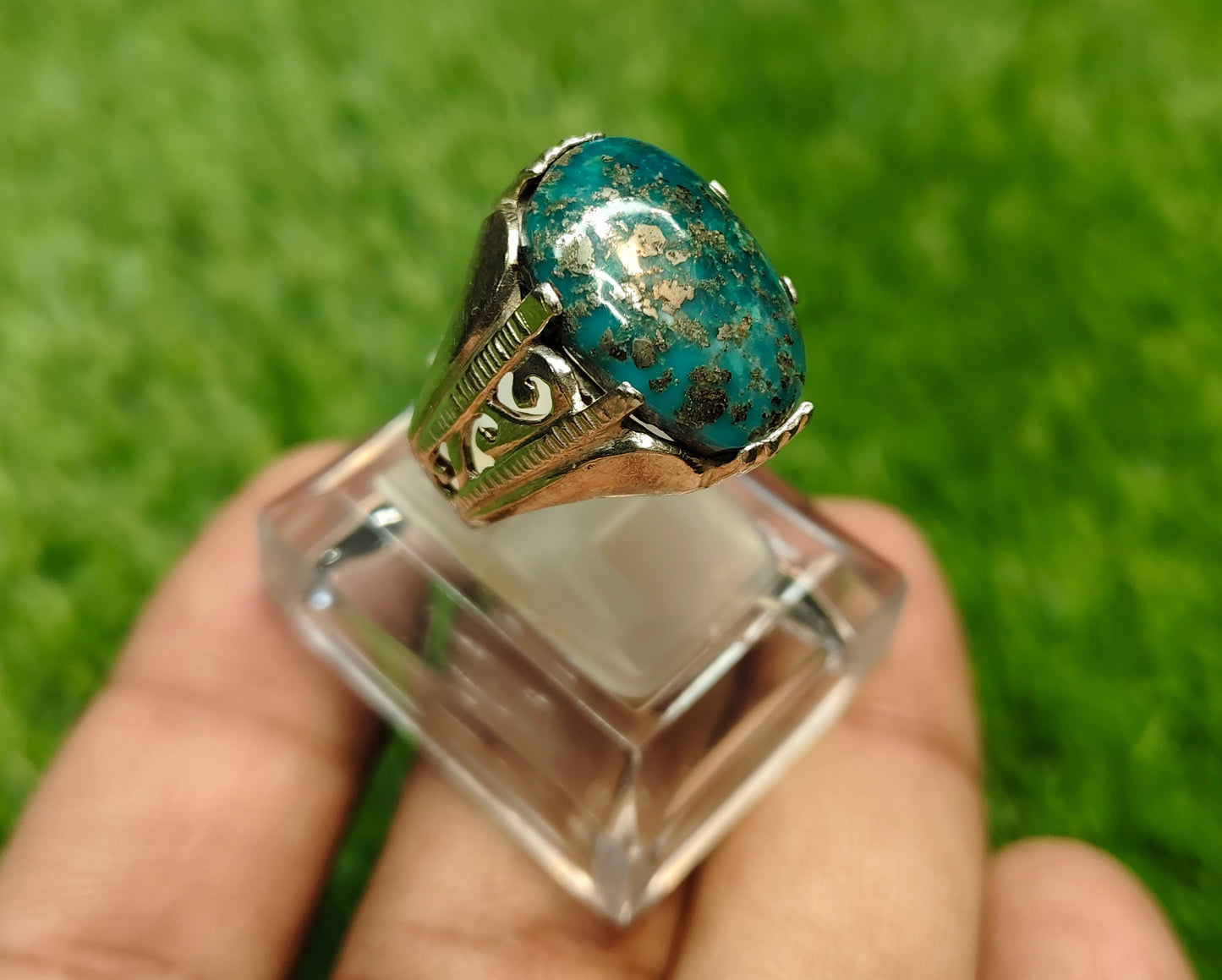 Nesha Puri Feroza Ring