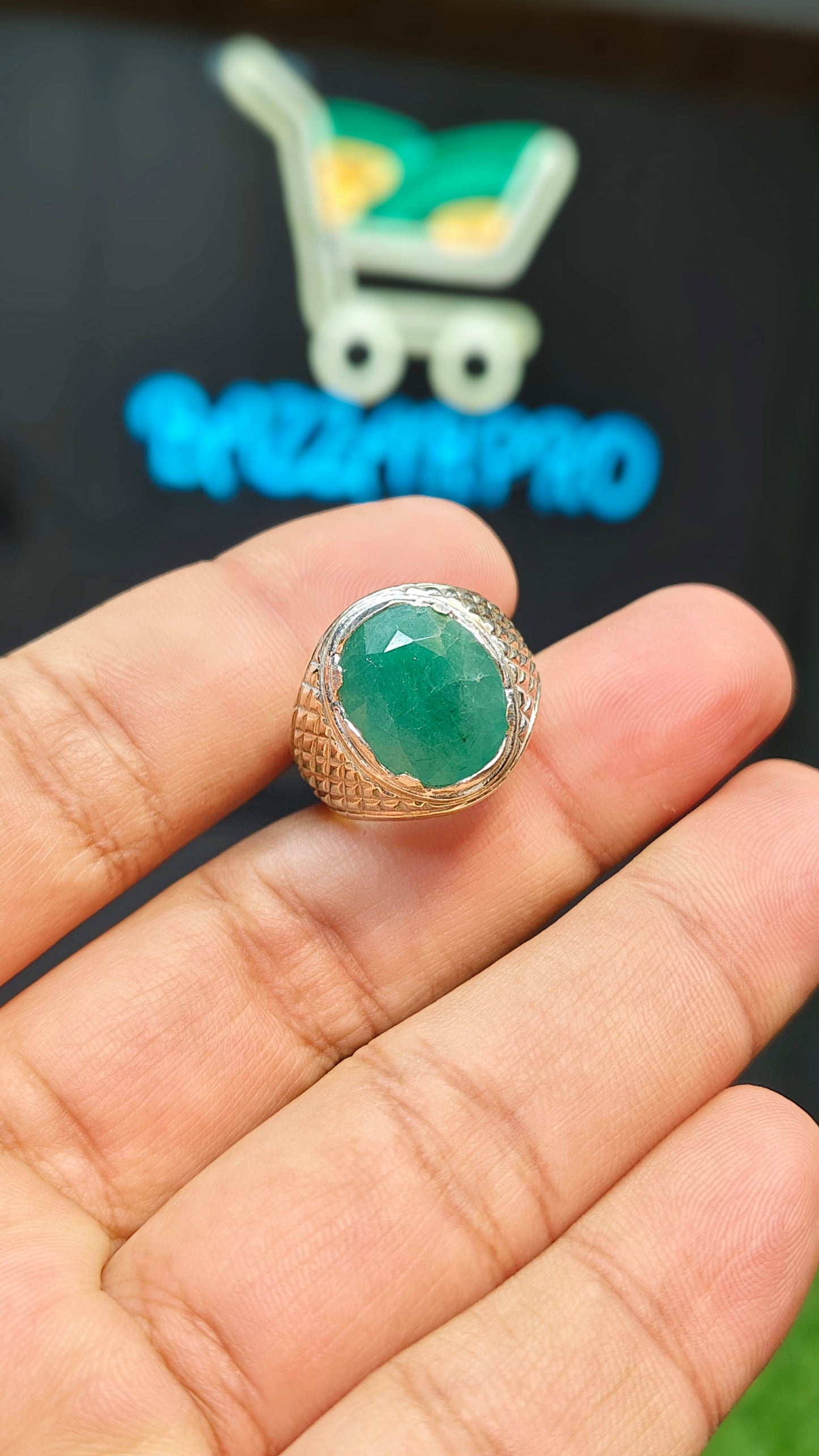 Zamurd Ring