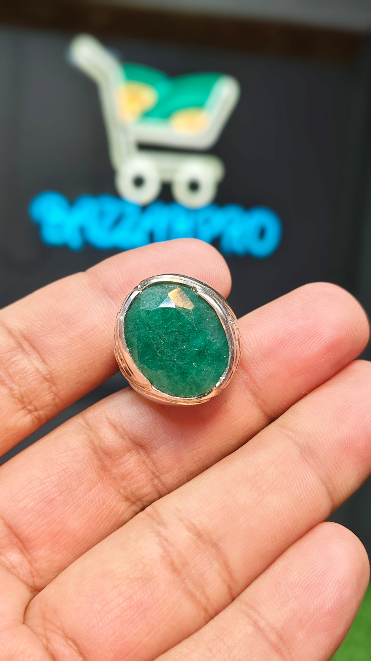 Zambian Zamurd Ring