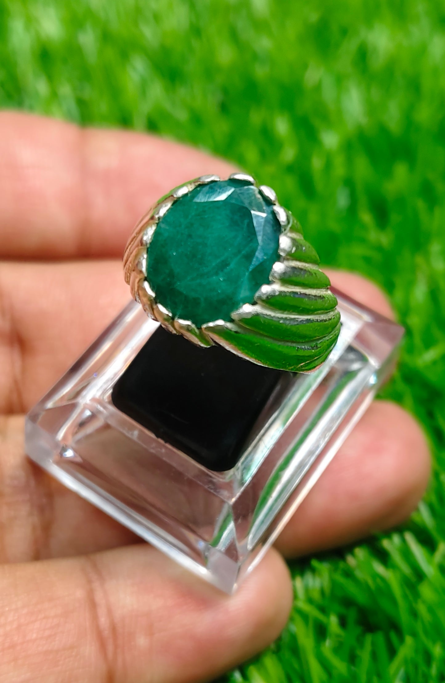 Zamurd Ring