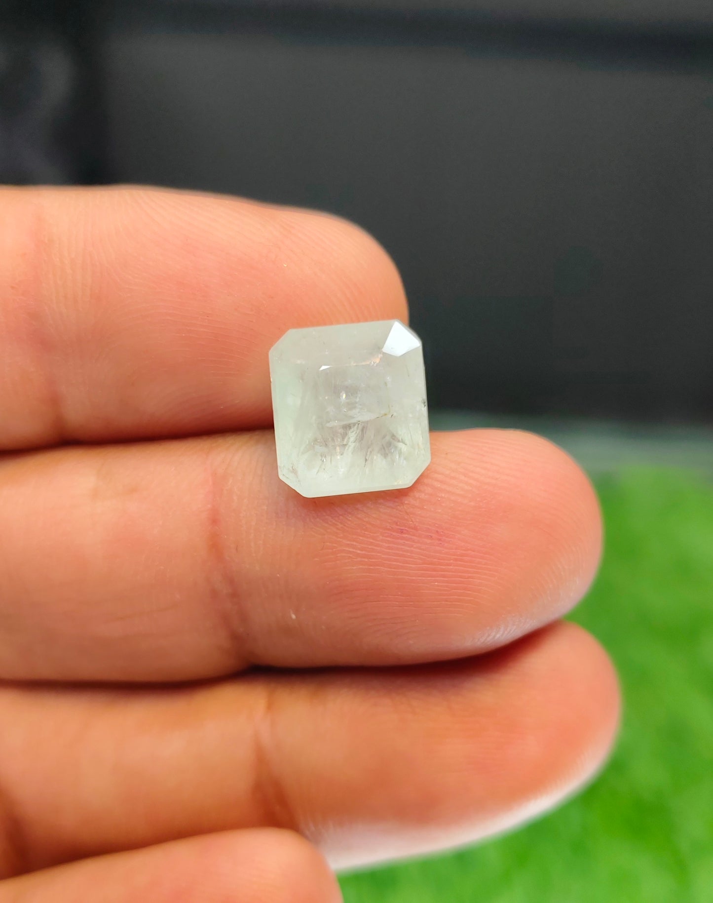 Premium Quality Aquamarine With Lab certificate