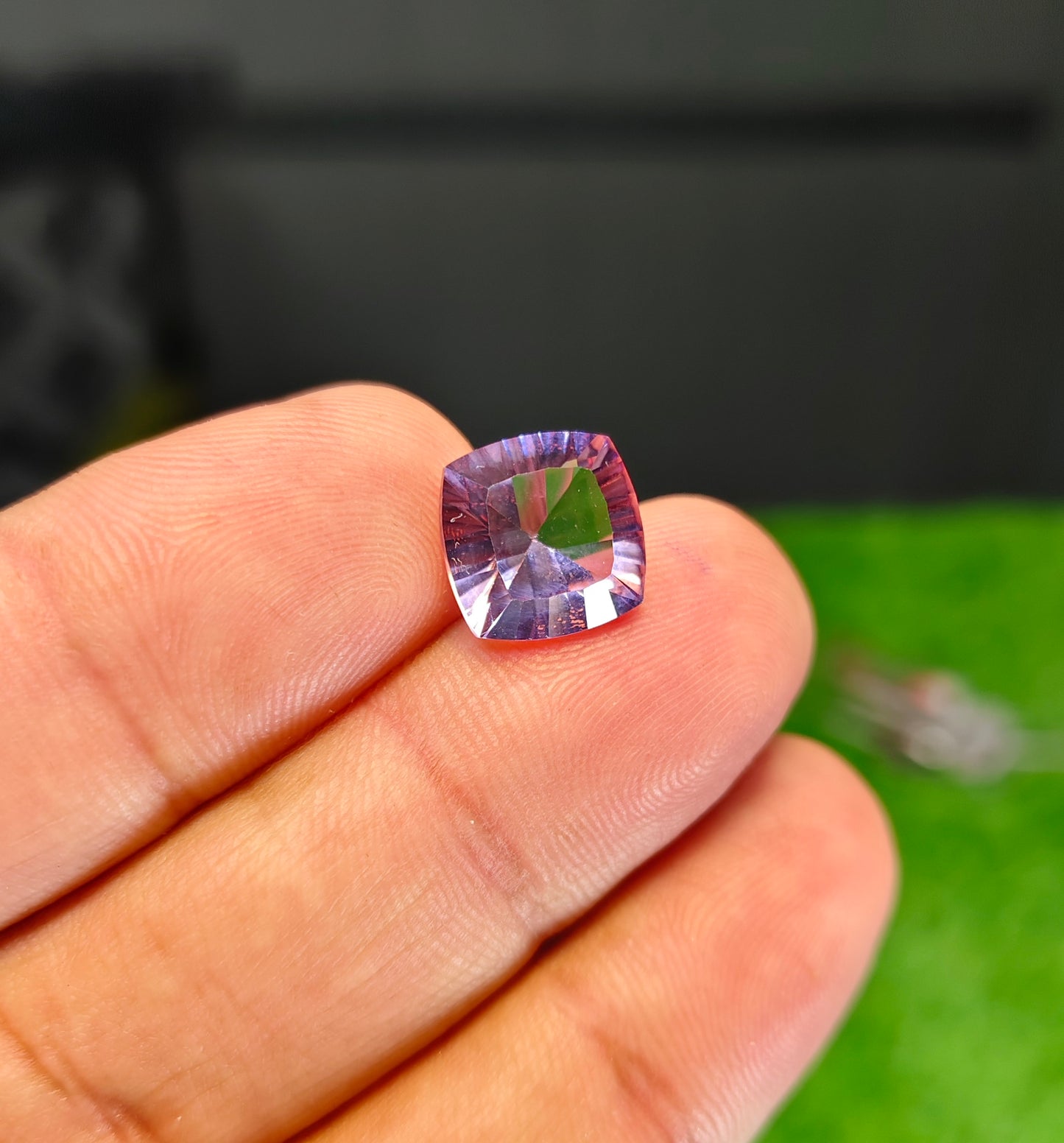 Laser Cutting Amethyst With Lab certificate