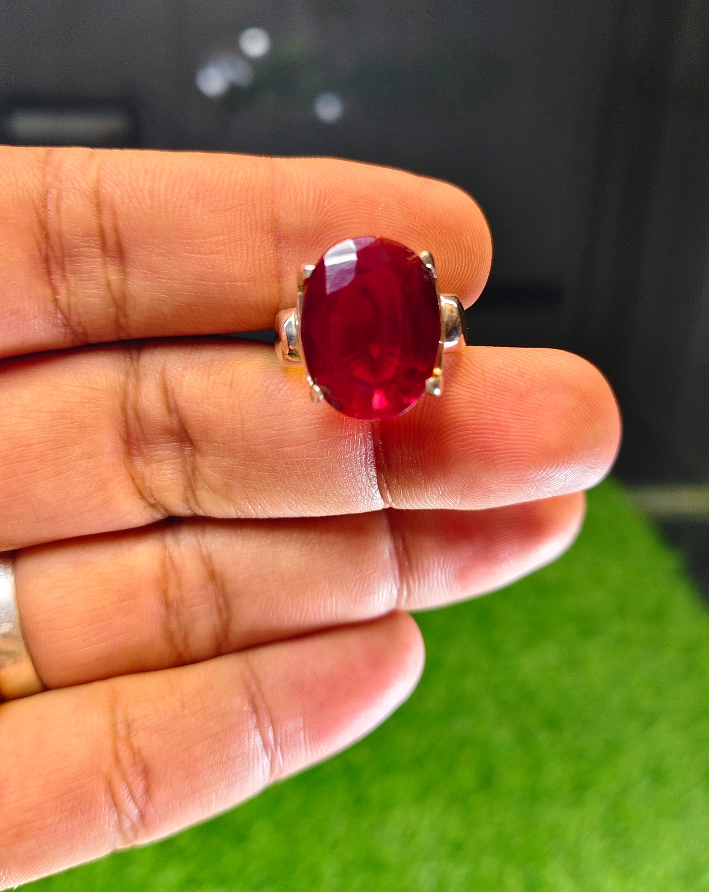Yaqoot Ring