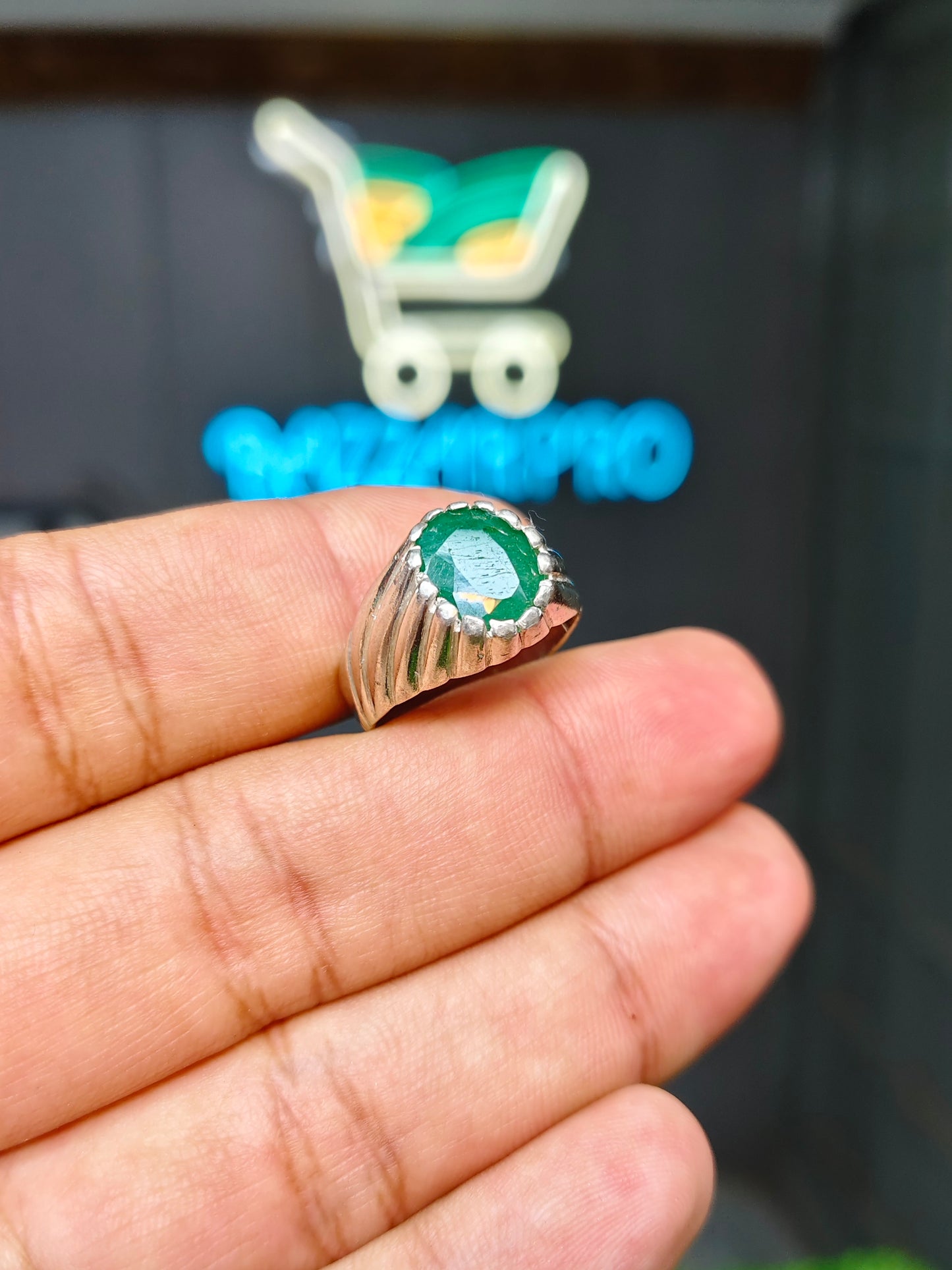 Zamurd Ring