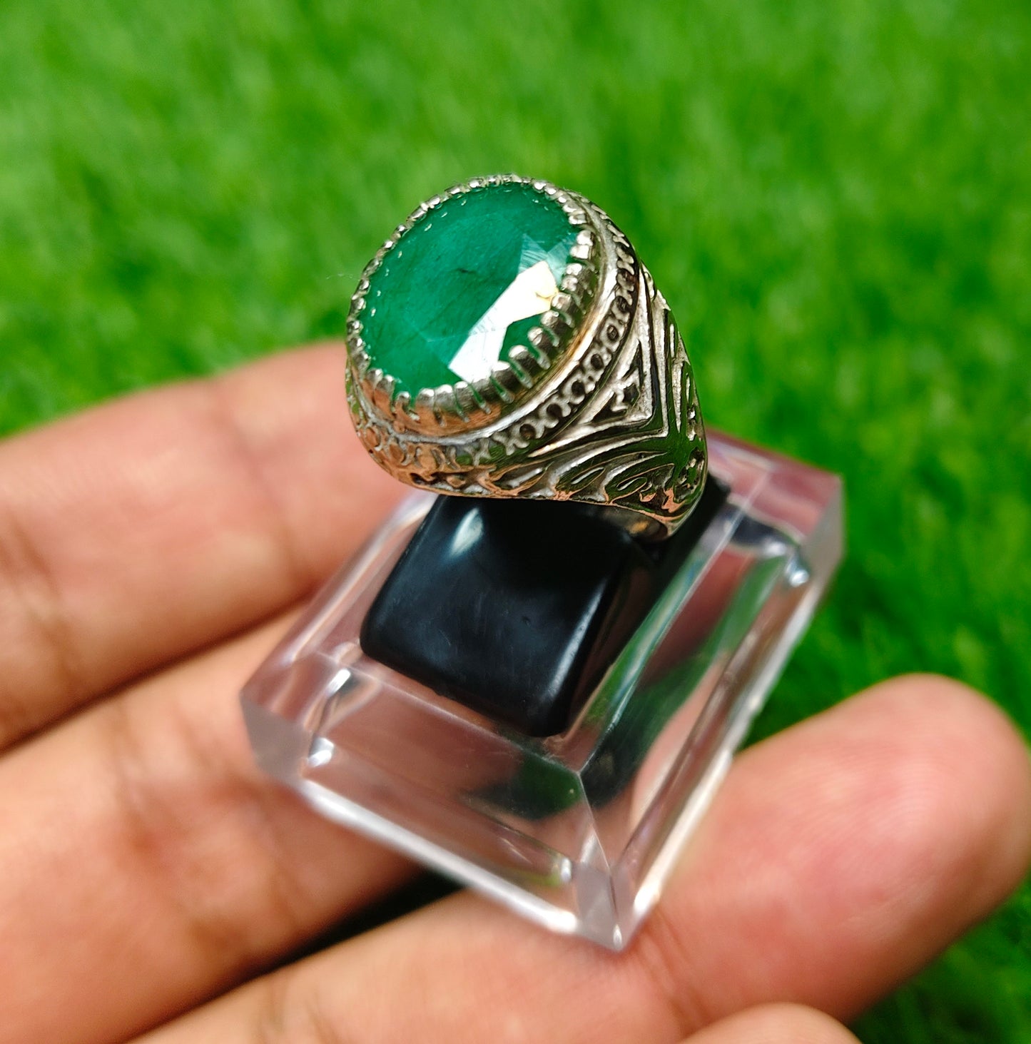 Premium Quality Zamurd Ring