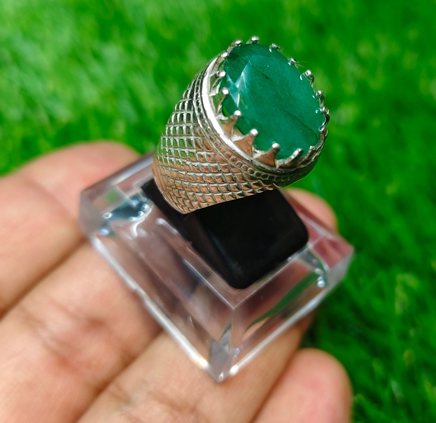 Premium Quality Zamurd Ring