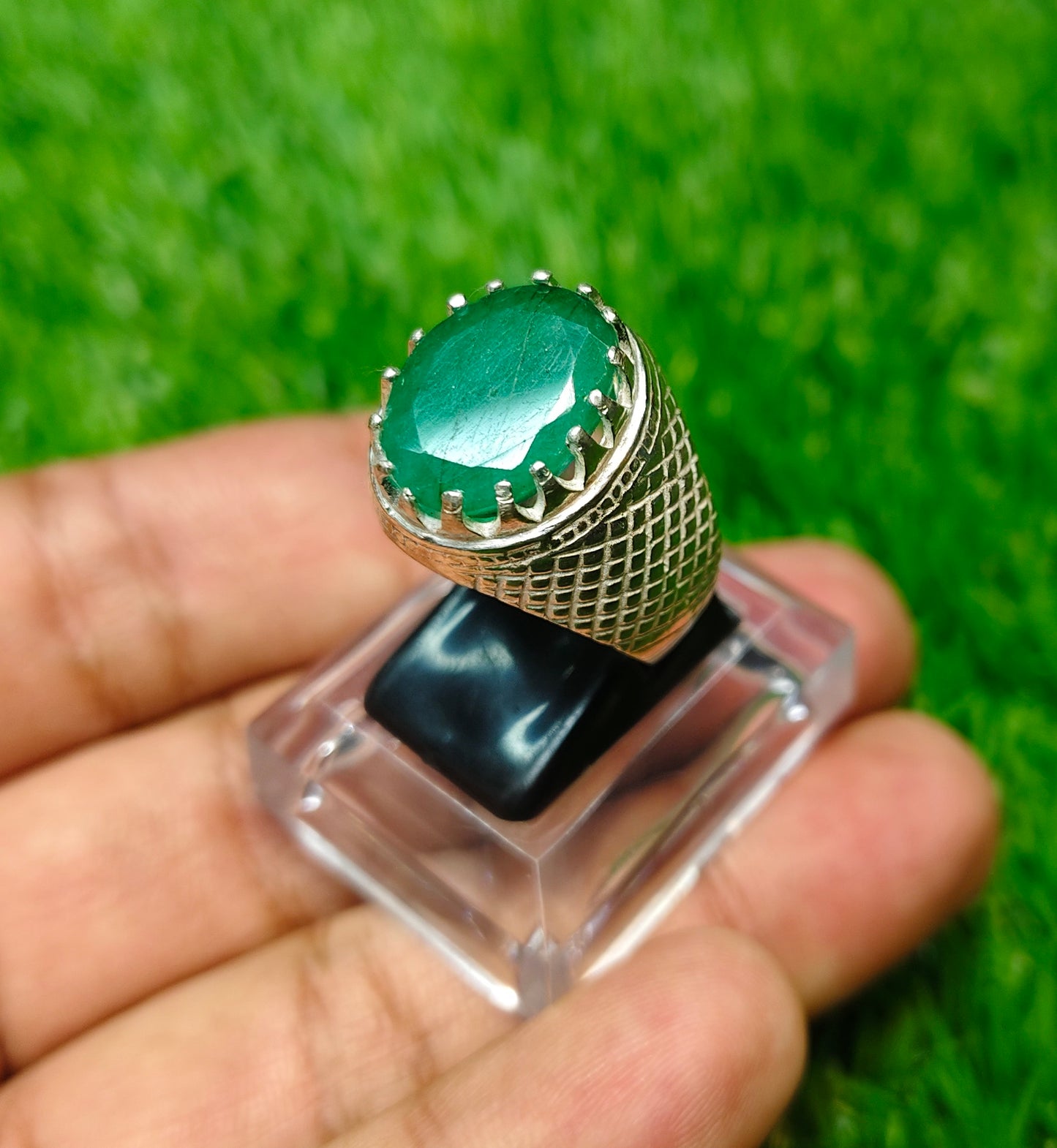 Premium Quality Zamurd Ring
