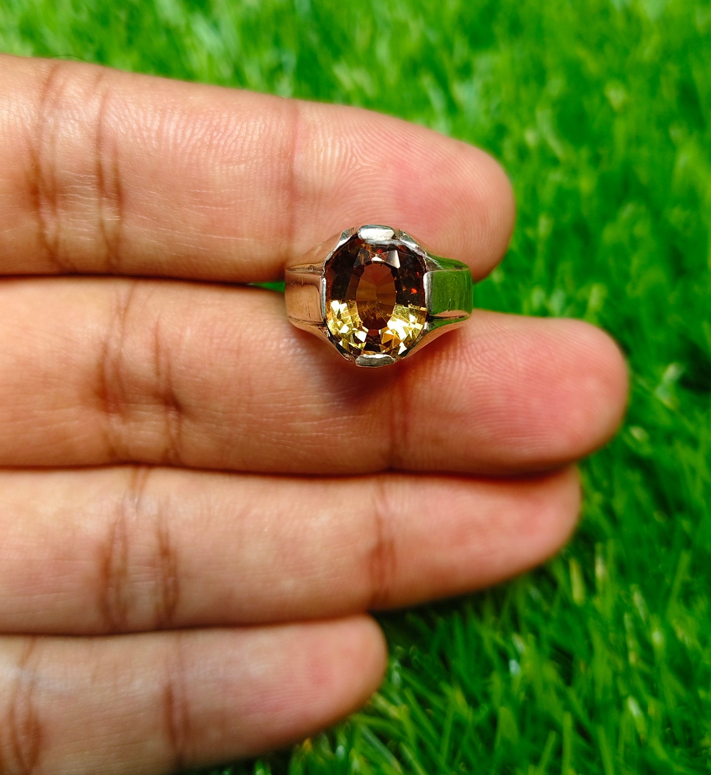 Color Changing Stone Ring