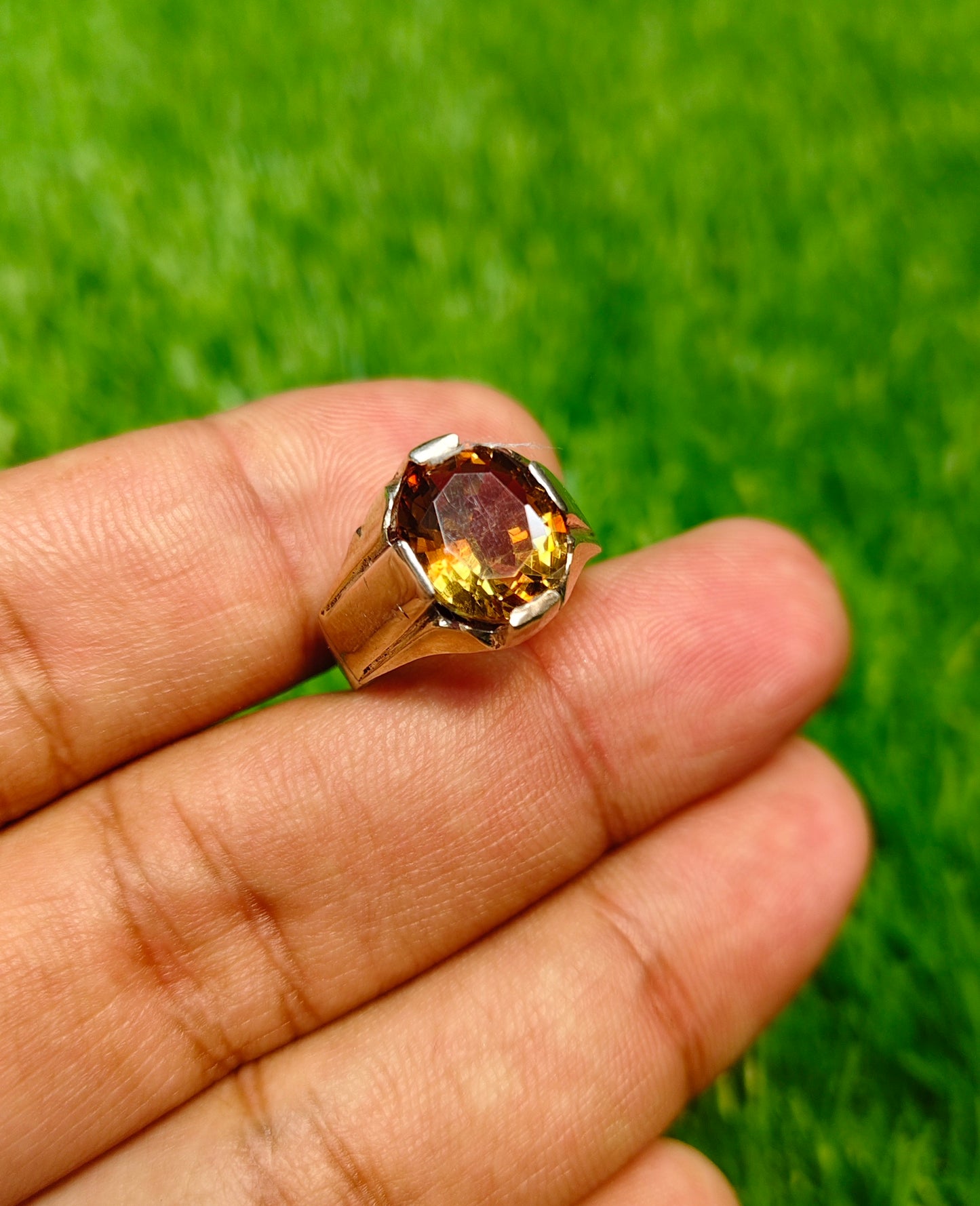 Color Changing Stone Ring