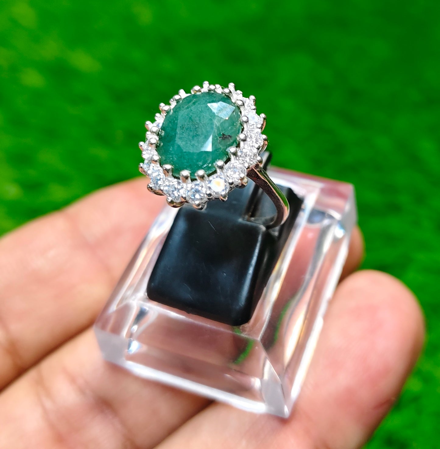 Zamurd Ring