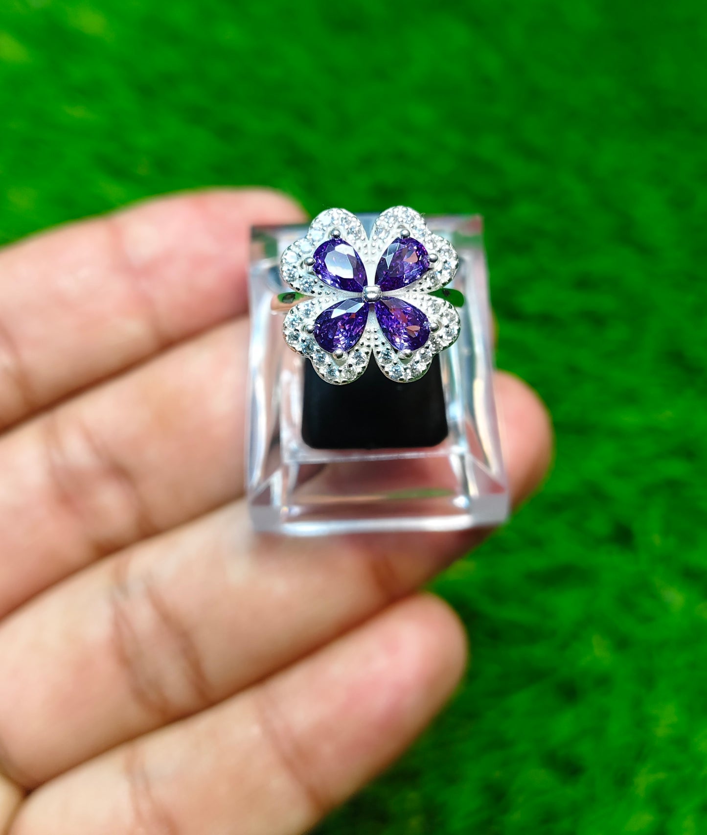 Zircon Ring