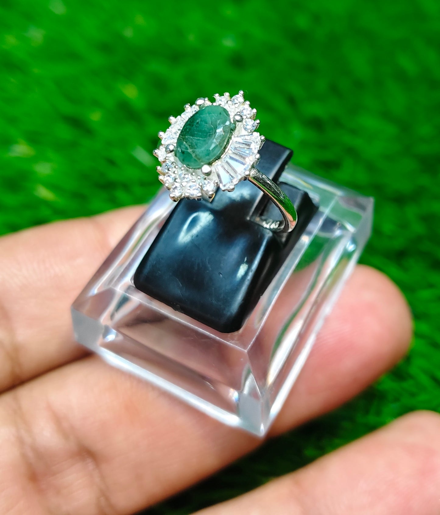 Zamurd Ring