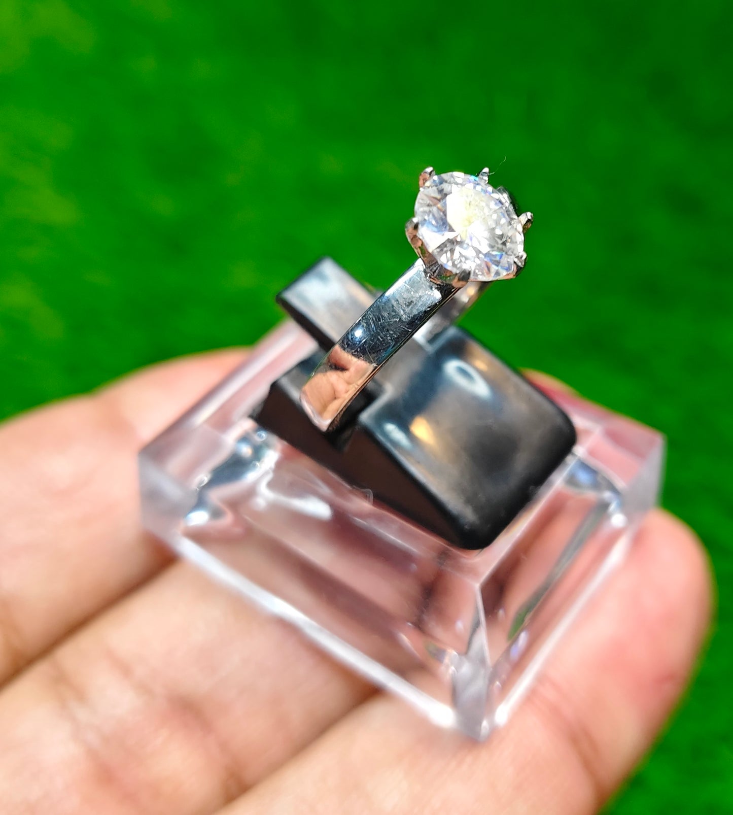 Rhodium2 Crt Moissanite Ring