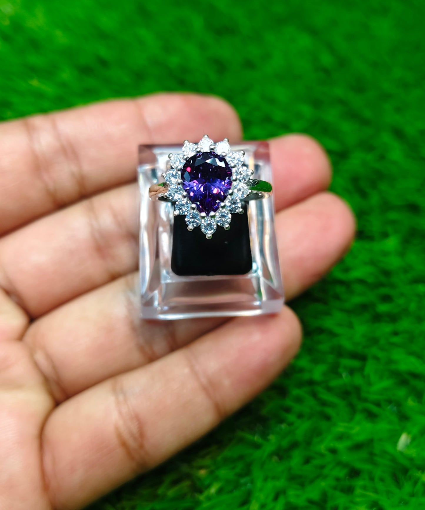 Zircon Ring