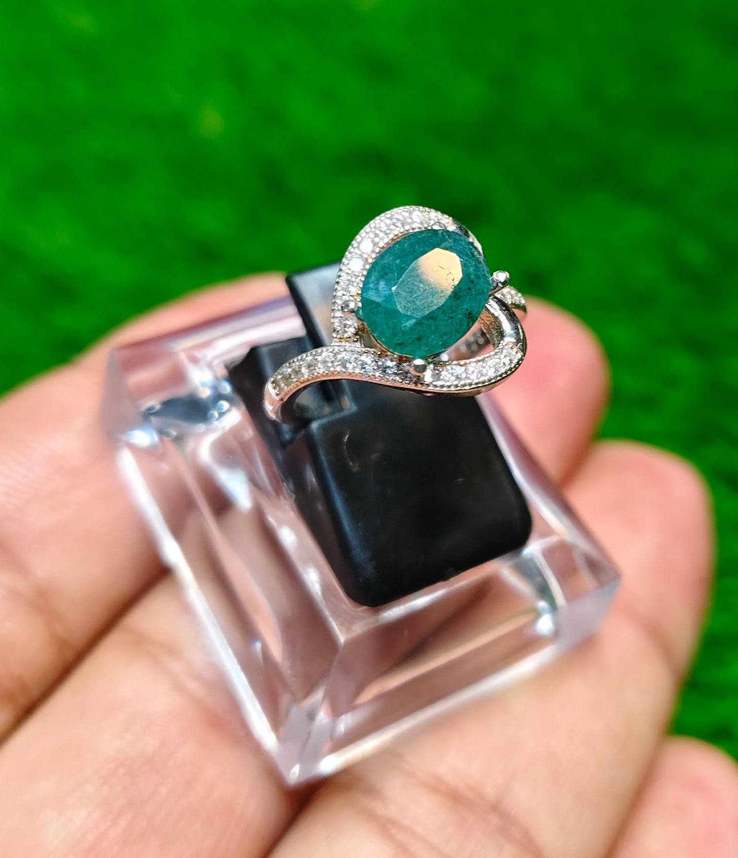 Zamurd Ring