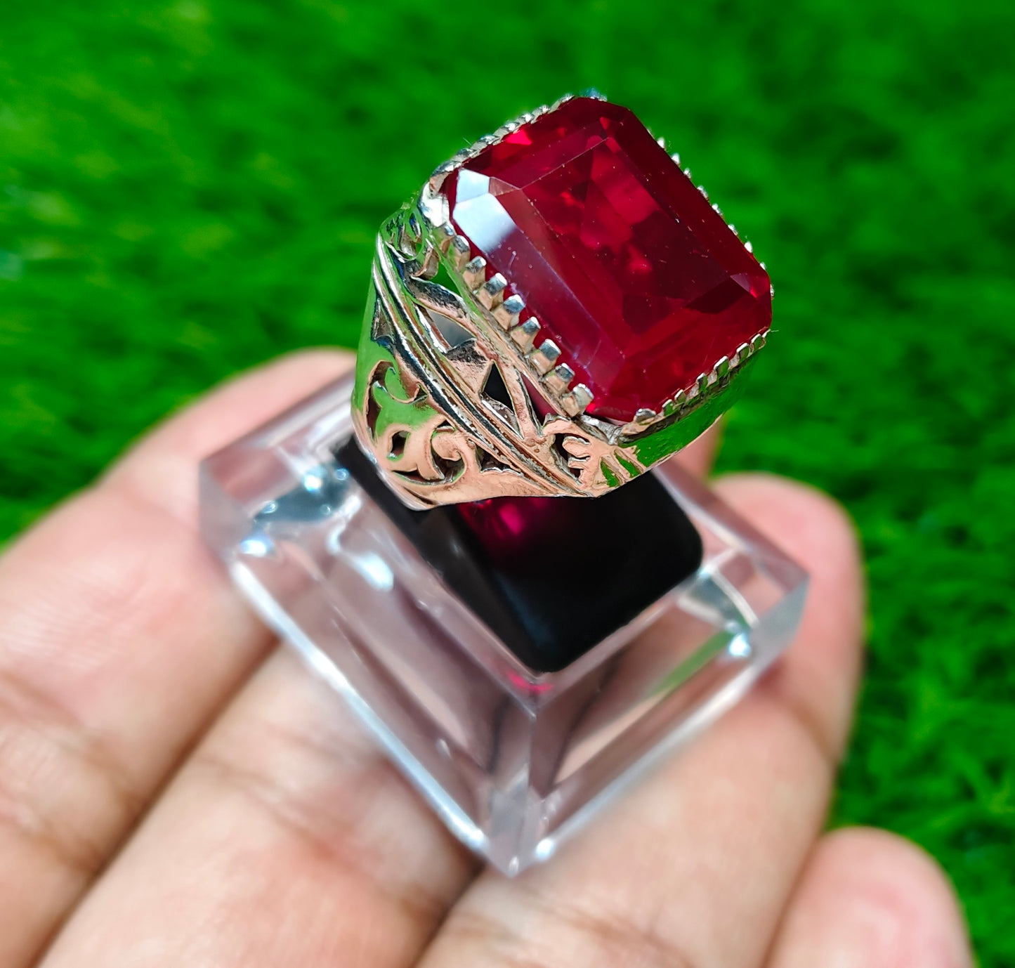 Yaqoot Ring