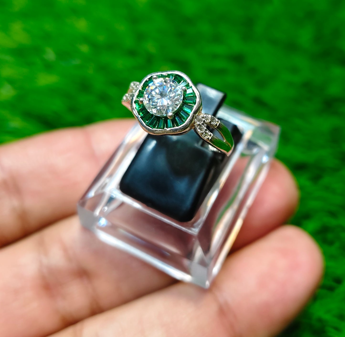 Moissanite Diamond Ring