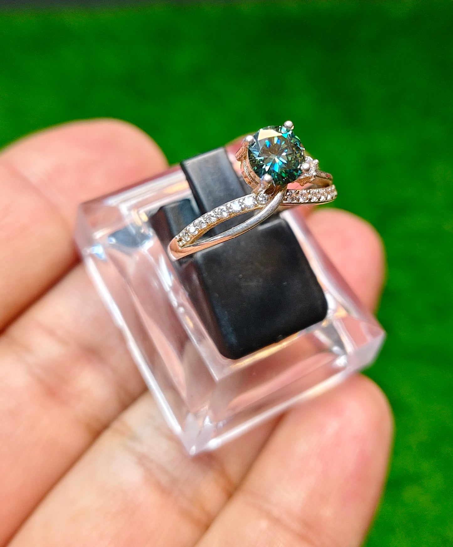 Moissanite Diamond Ring