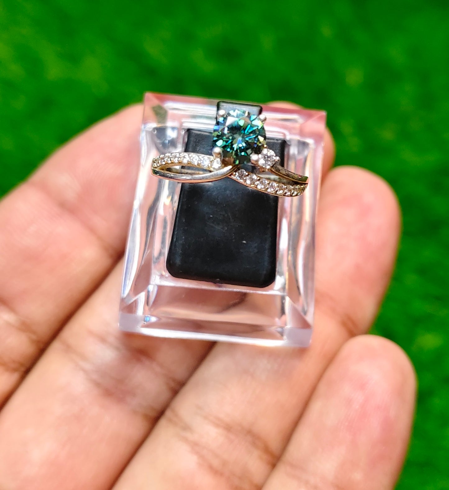 Moissanite Diamond Ring