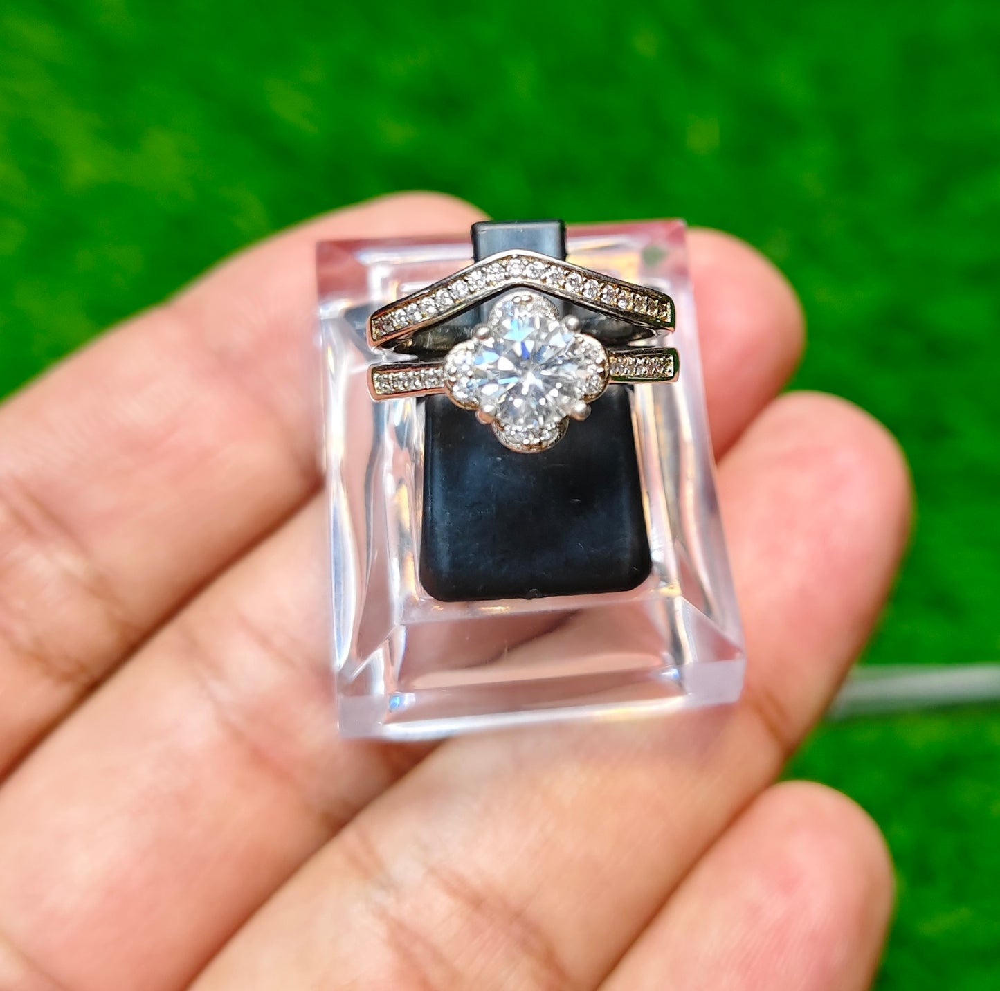 Moissanite Diamond Ring