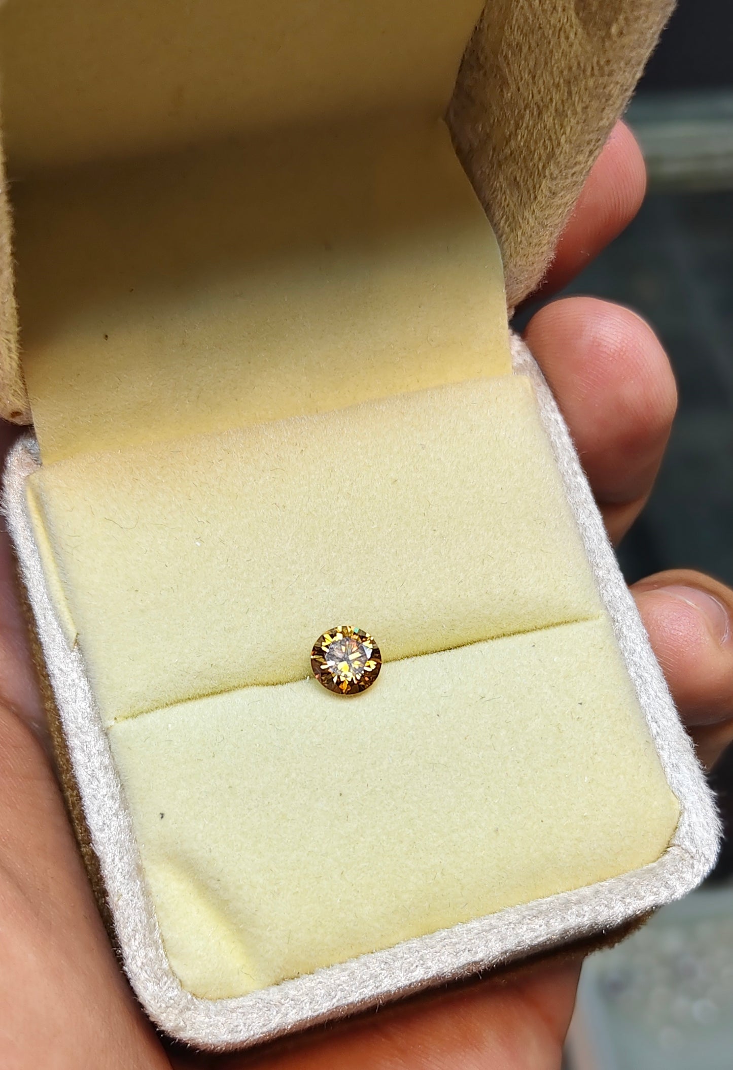 Golden Color Moissanite